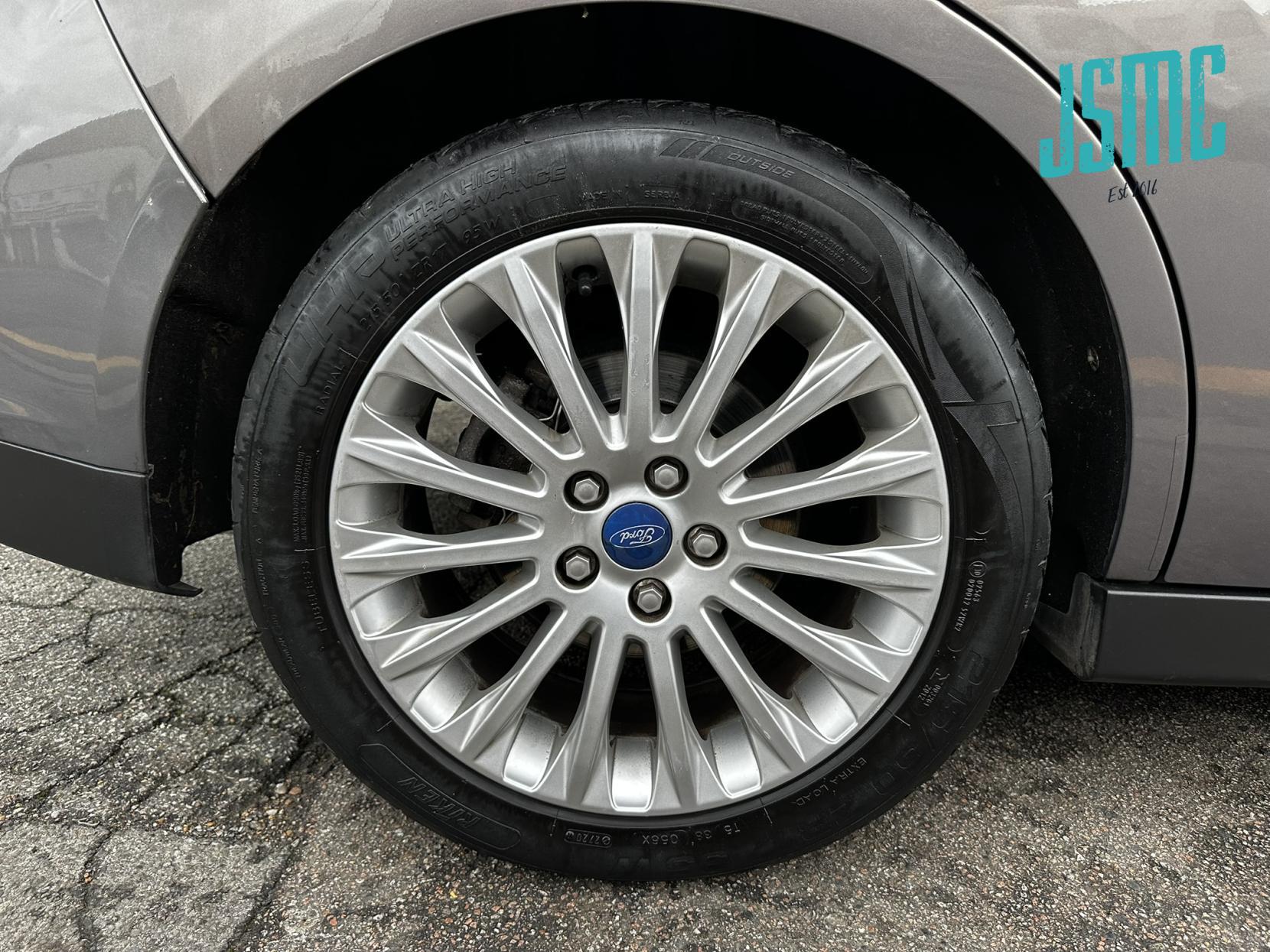 Ford C-Max 1.6 TDCi Titanium MPV 5dr Diesel Manual Euro 5 (115 ps)