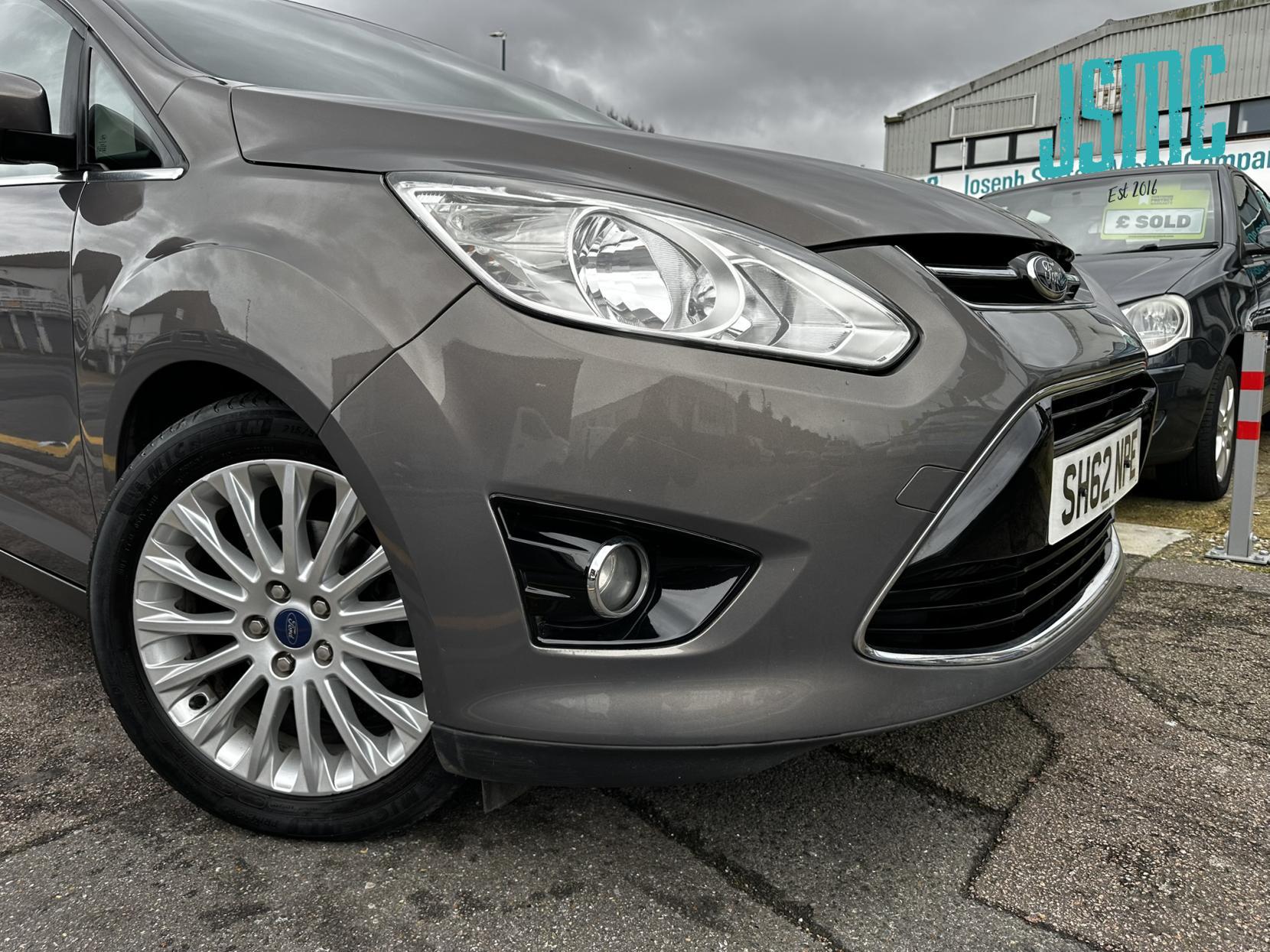 Ford C-Max 1.6 TDCi Titanium MPV 5dr Diesel Manual Euro 5 (115 ps)