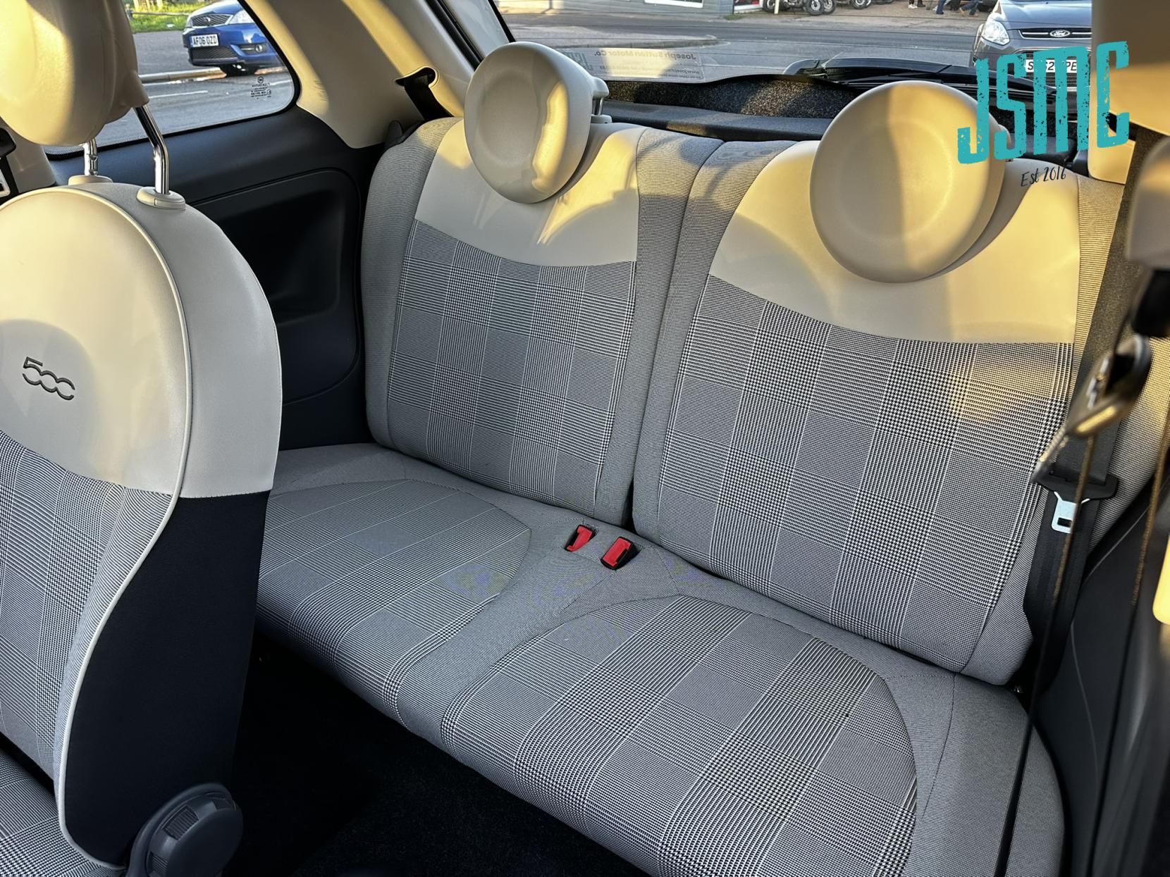 Fiat 500 0.9 TwinAir Lounge Hatchback 3dr Petrol Dualogic Euro 6 (s/s) (85 bhp)