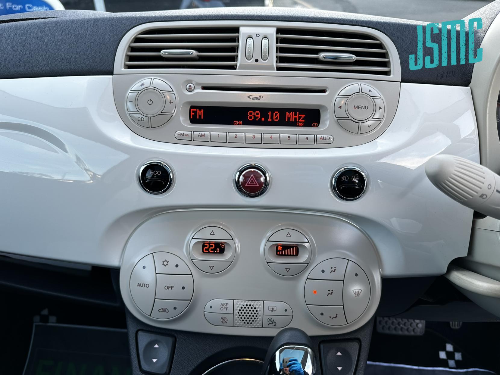 Fiat 500 0.9 TwinAir Lounge Hatchback 3dr Petrol Dualogic Euro 6 (s/s) (85 bhp)