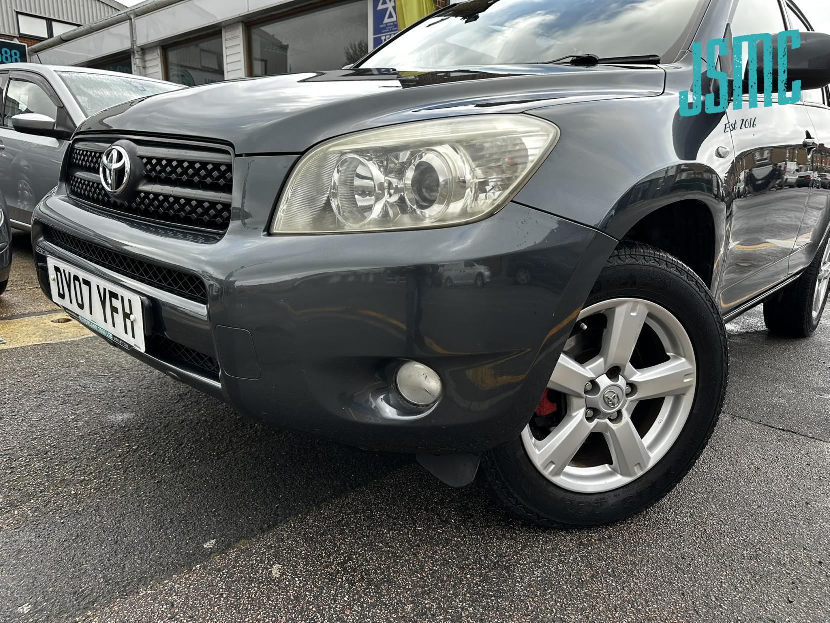 Toyota RAV4 2.0 XT-R SUV 5dr Petrol Manual 4WD (202 g/km, 150 bhp)