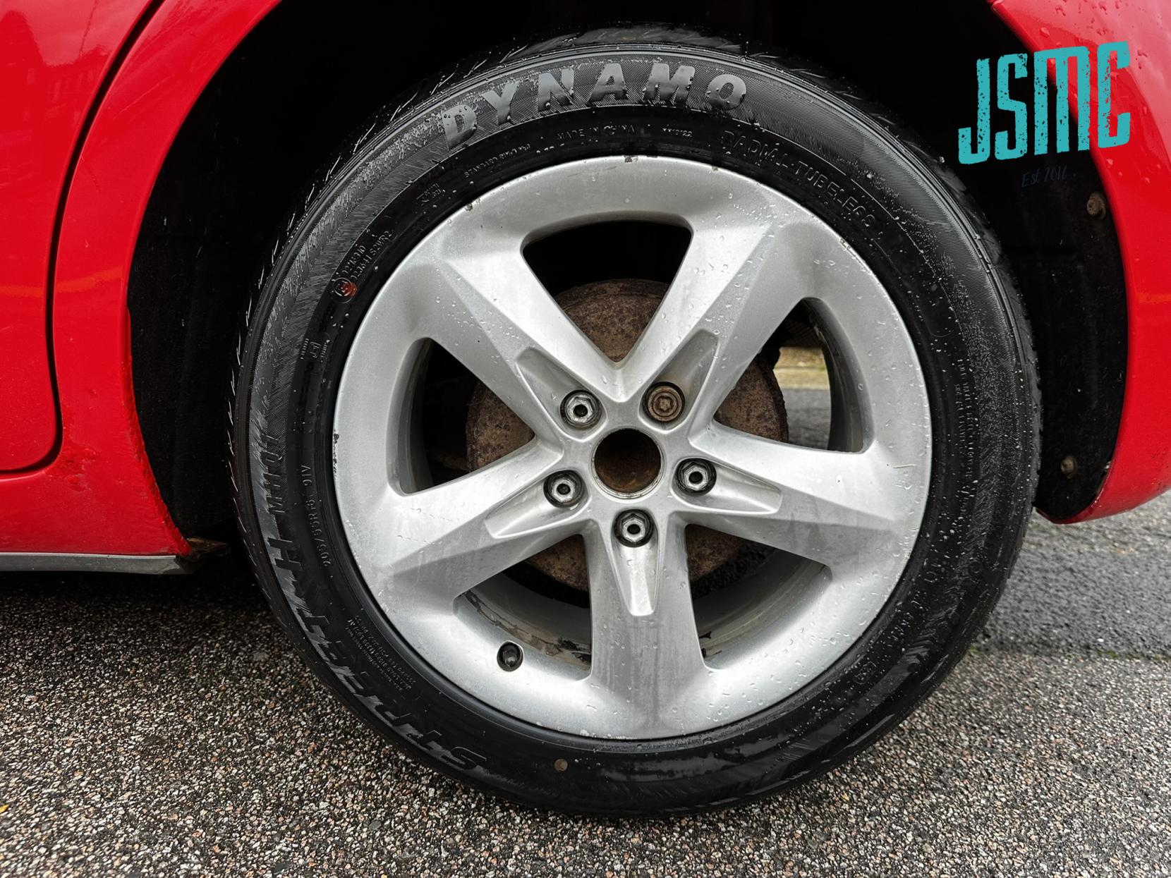 Ford Focus 1.6 Zetec Hatchback 5dr Petrol Manual (161 g/km, 99 bhp)