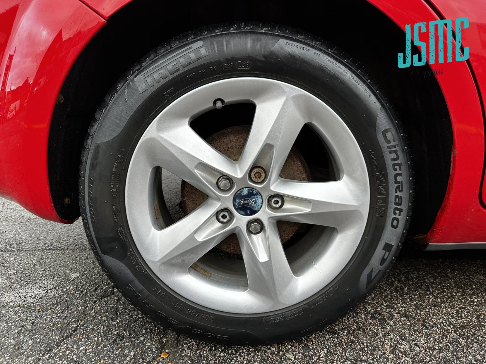 Ford Focus 1.6 Zetec Hatchback 5dr Petrol Manual (161 g/km, 99 bhp)