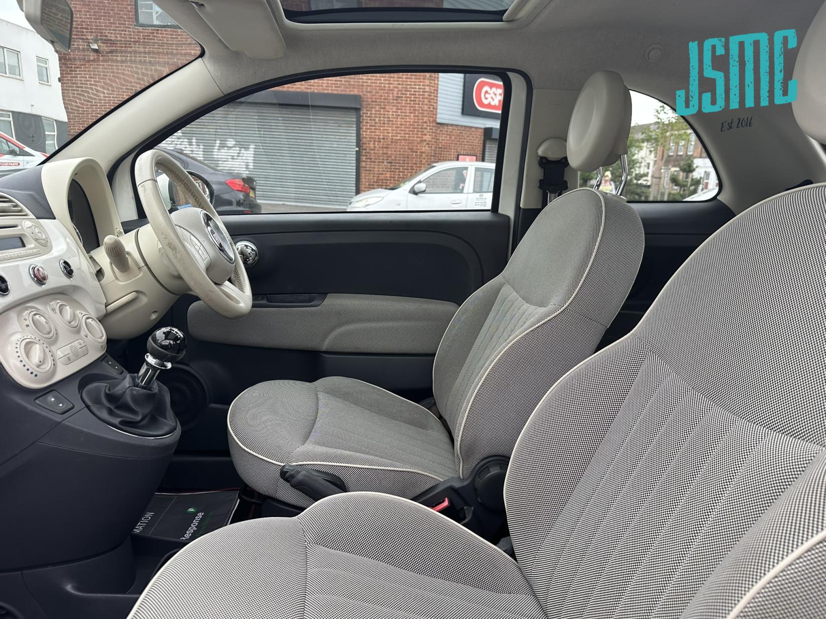 Fiat 500 1.2 Lounge Hatchback 3dr Petrol Manual Euro 6 (s/s) (69 bhp)