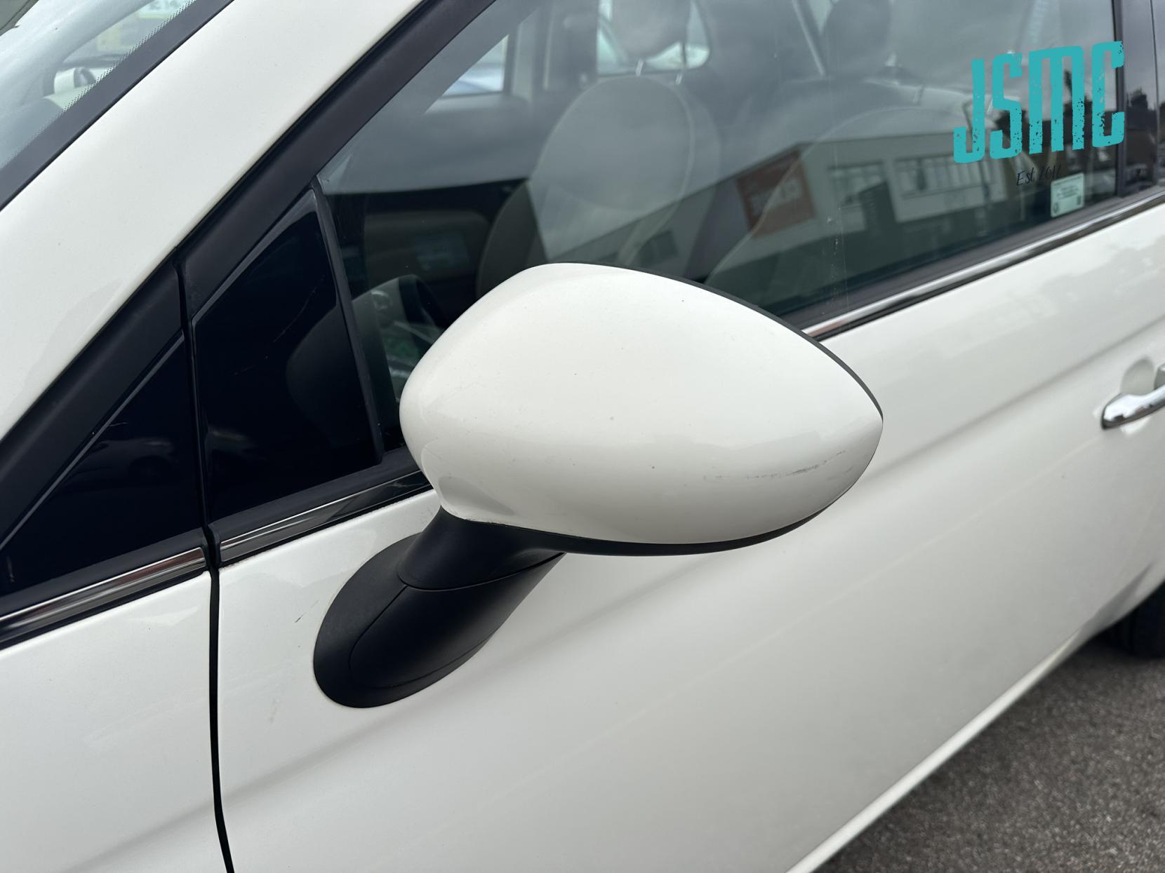 Fiat 500 1.2 Lounge Hatchback 3dr Petrol Manual Euro 6 (s/s) (69 bhp)