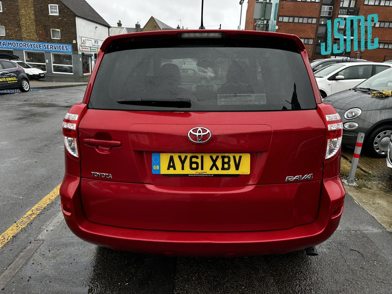 Toyota RAV4 2.0 V-Matic XT-R SUV 5dr Petrol Multidrive S 4WD Euro 5 (158 ps)