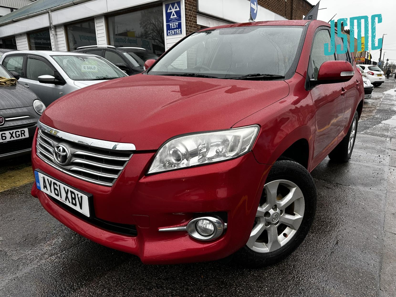 Toyota RAV4 2.0 V-Matic XT-R SUV 5dr Petrol Multidrive S 4WD Euro 5 (158 ps)