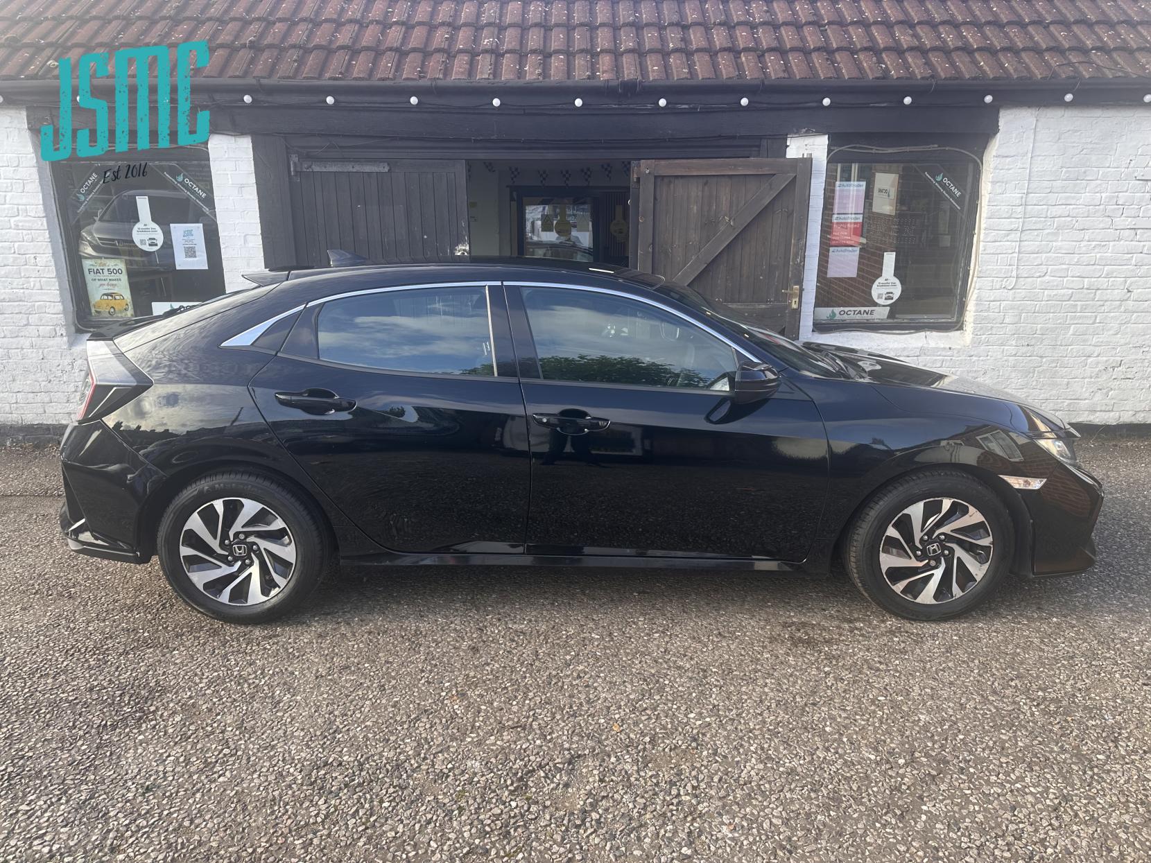 Honda Civic 1.0 VTEC Turbo SE Hatchback 5dr Petrol Manual Euro 6 (s/s) (129 ps)