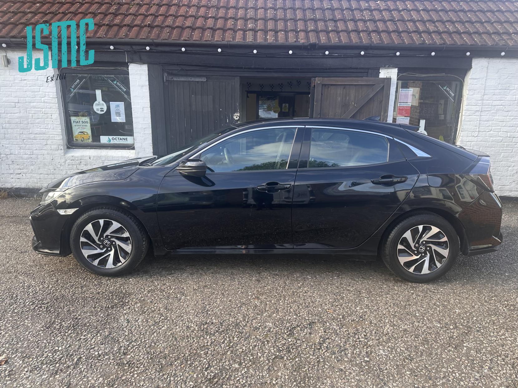 Honda Civic 1.0 VTEC Turbo SE Hatchback 5dr Petrol Manual Euro 6 (s/s) (129 ps)