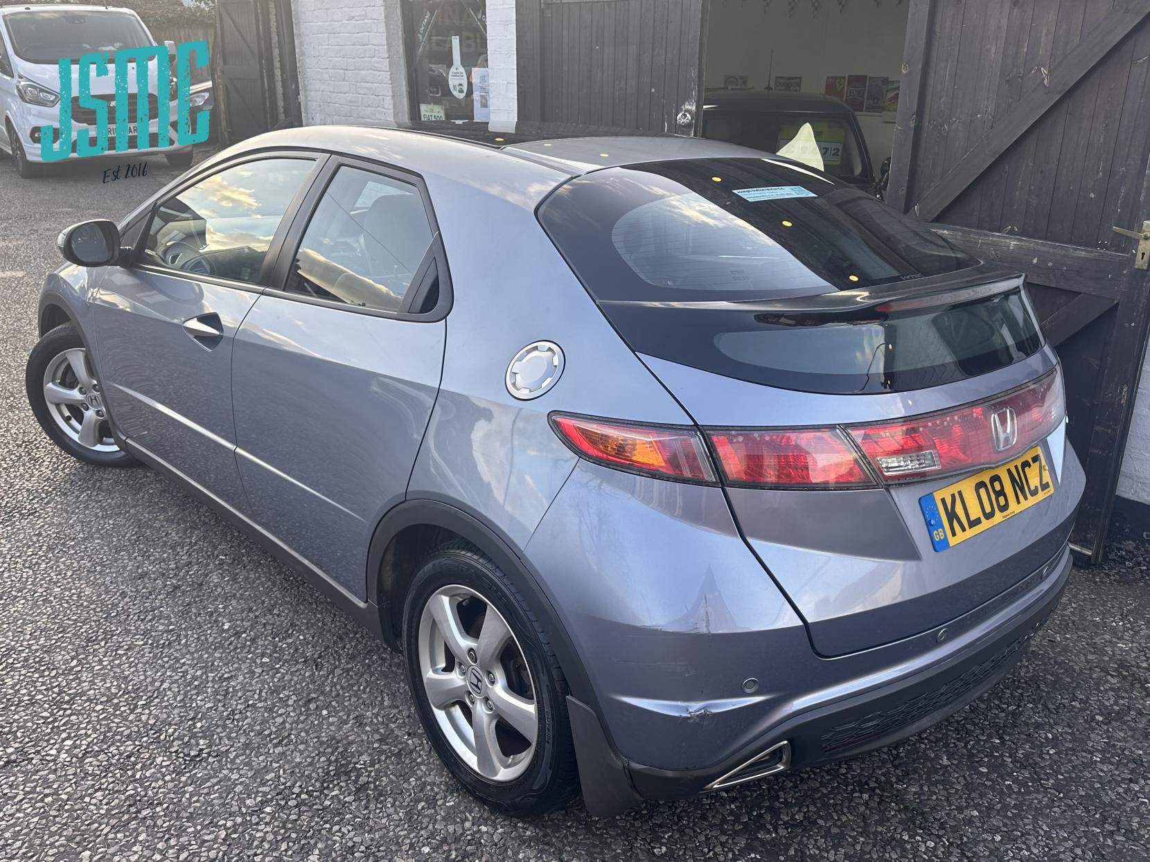 Honda Civic 1.8 i-VTEC ES Hatchback 5dr Petrol i-Shift (150 g/km, 138 bhp)