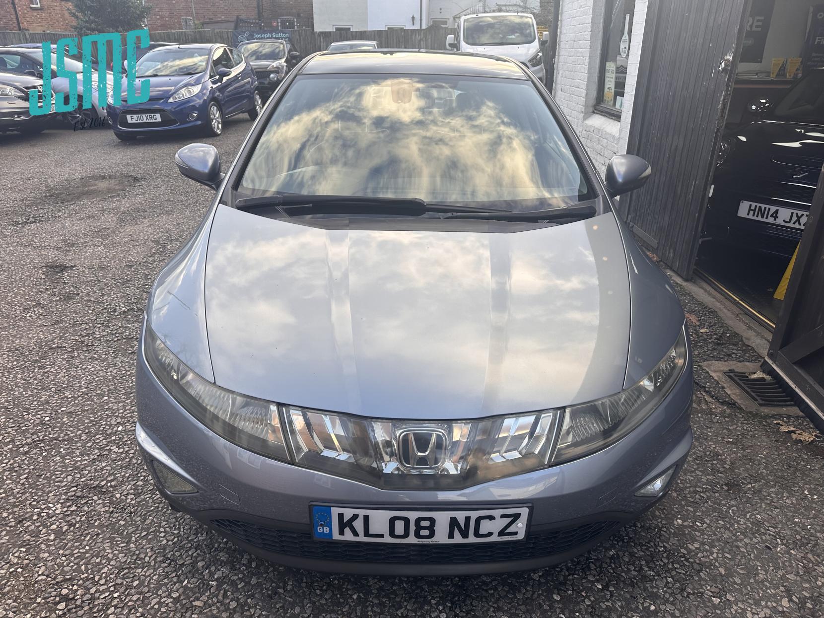 Honda Civic 1.8 i-VTEC ES Hatchback 5dr Petrol i-Shift (150 g/km, 138 bhp)