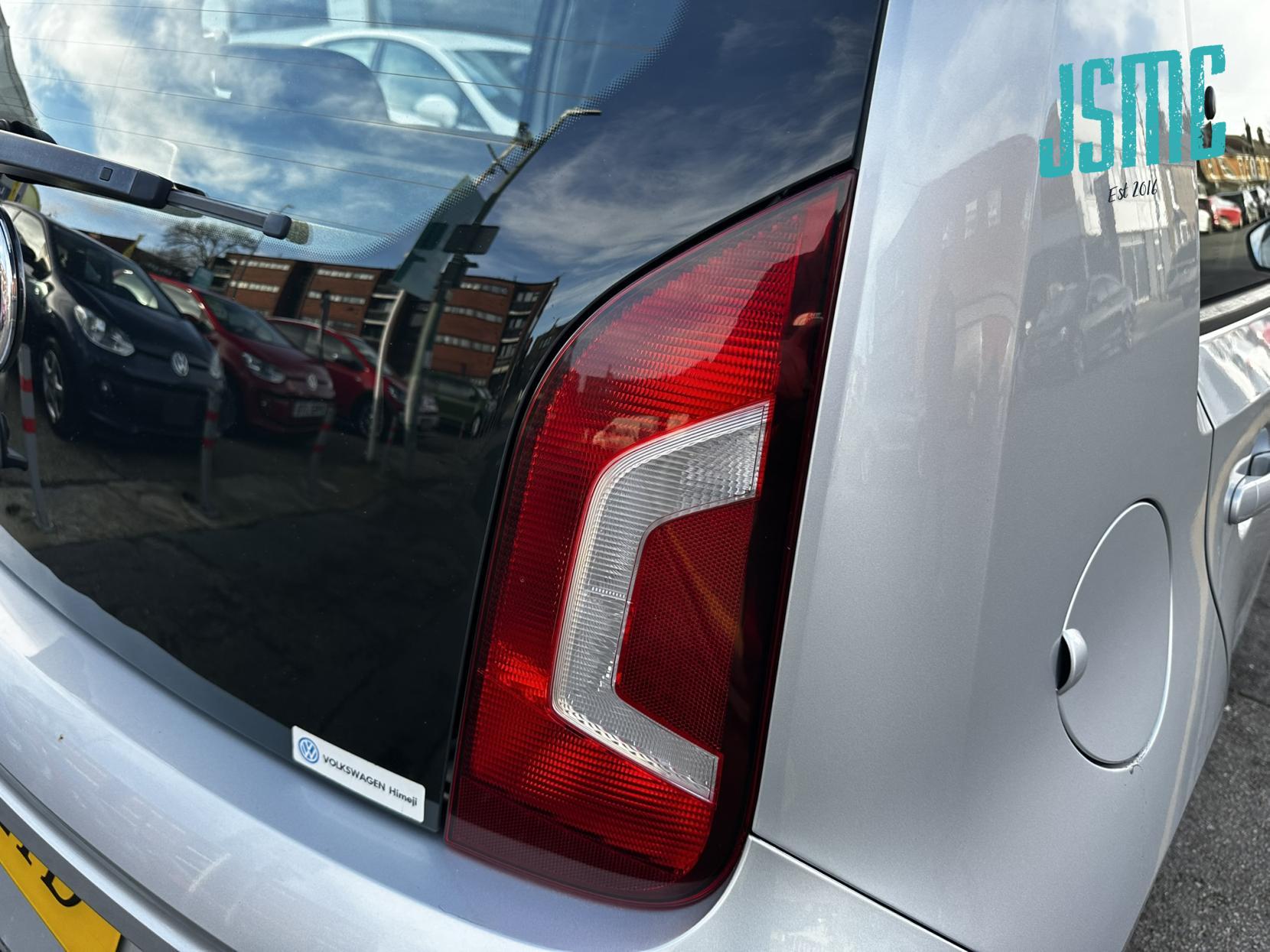 Volkswagen up! 1.0 High up! Hatchback 5dr Petrol ASG Euro 5 (75 ps)