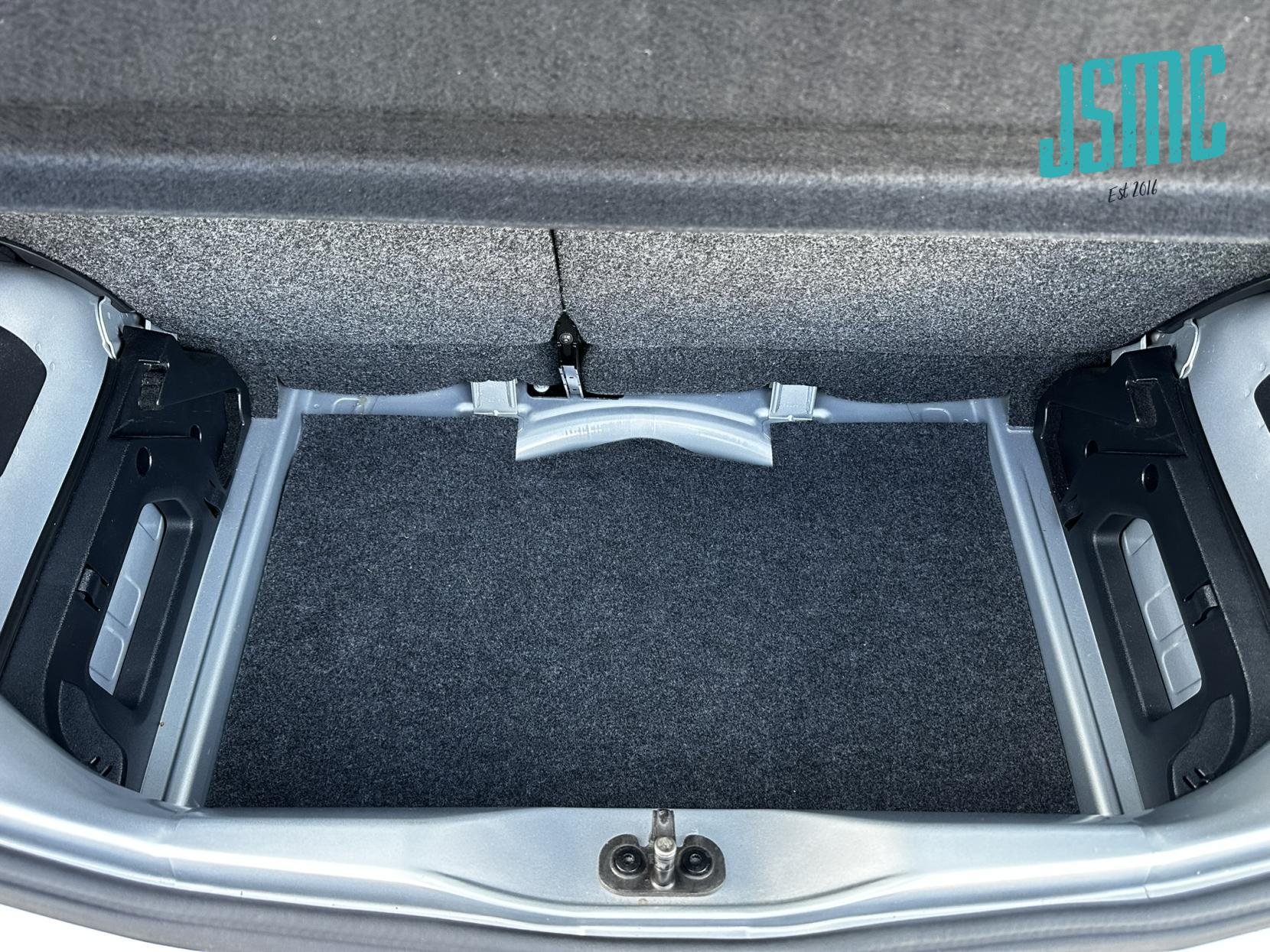 Volkswagen up! 1.0 High up! Hatchback 5dr Petrol ASG Euro 5 (75 ps)