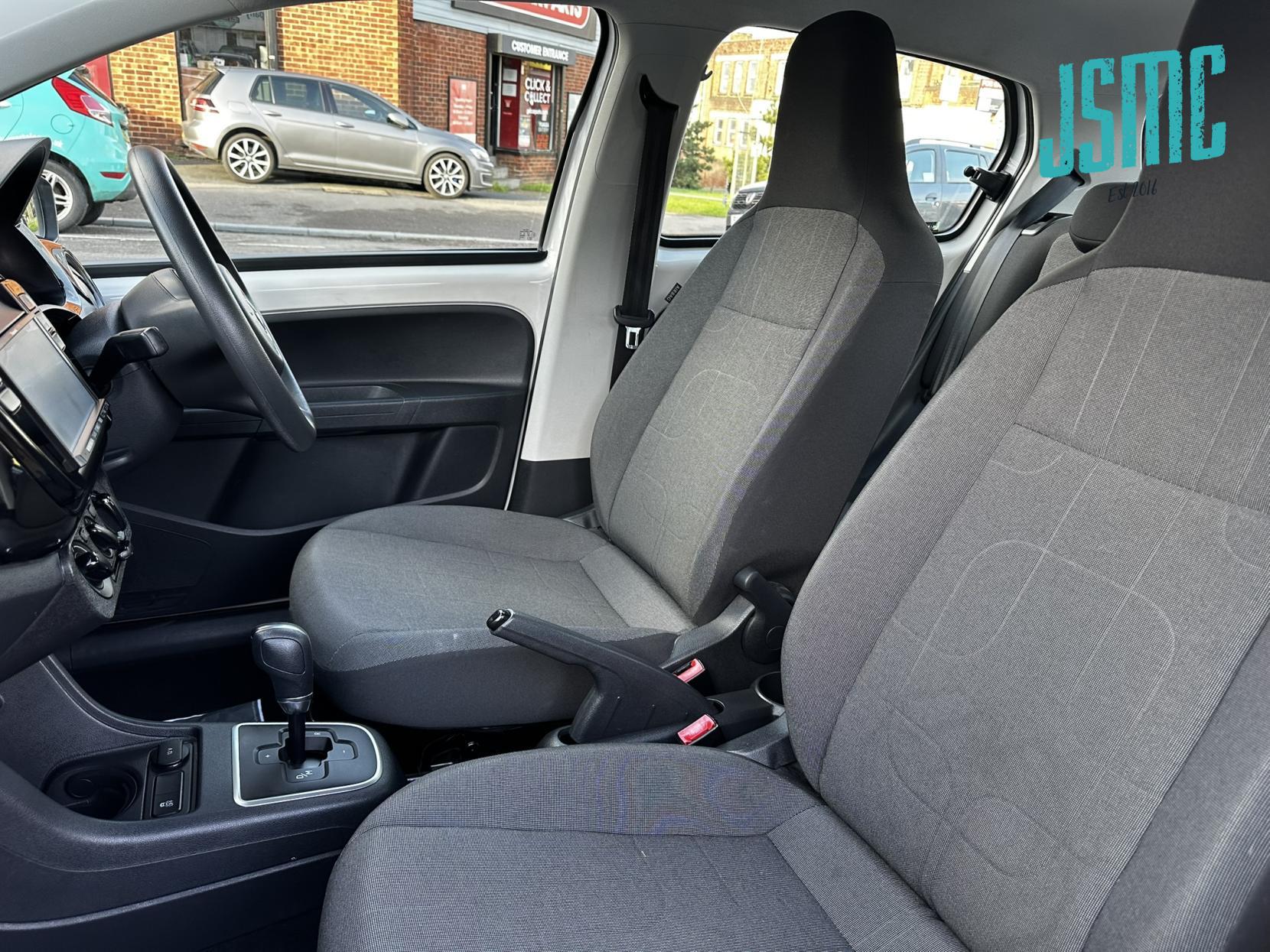 Volkswagen up! 1.0 Move up! Hatchback 5dr Petrol ASG Euro 5 (60 ps)