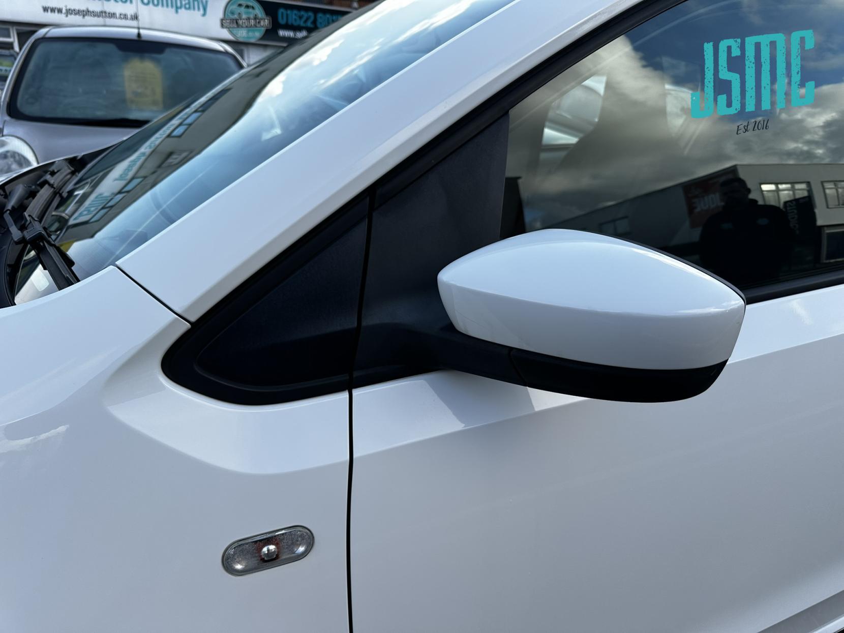 Volkswagen up! 1.0 Move up! Hatchback 5dr Petrol ASG Euro 5 (60 ps)