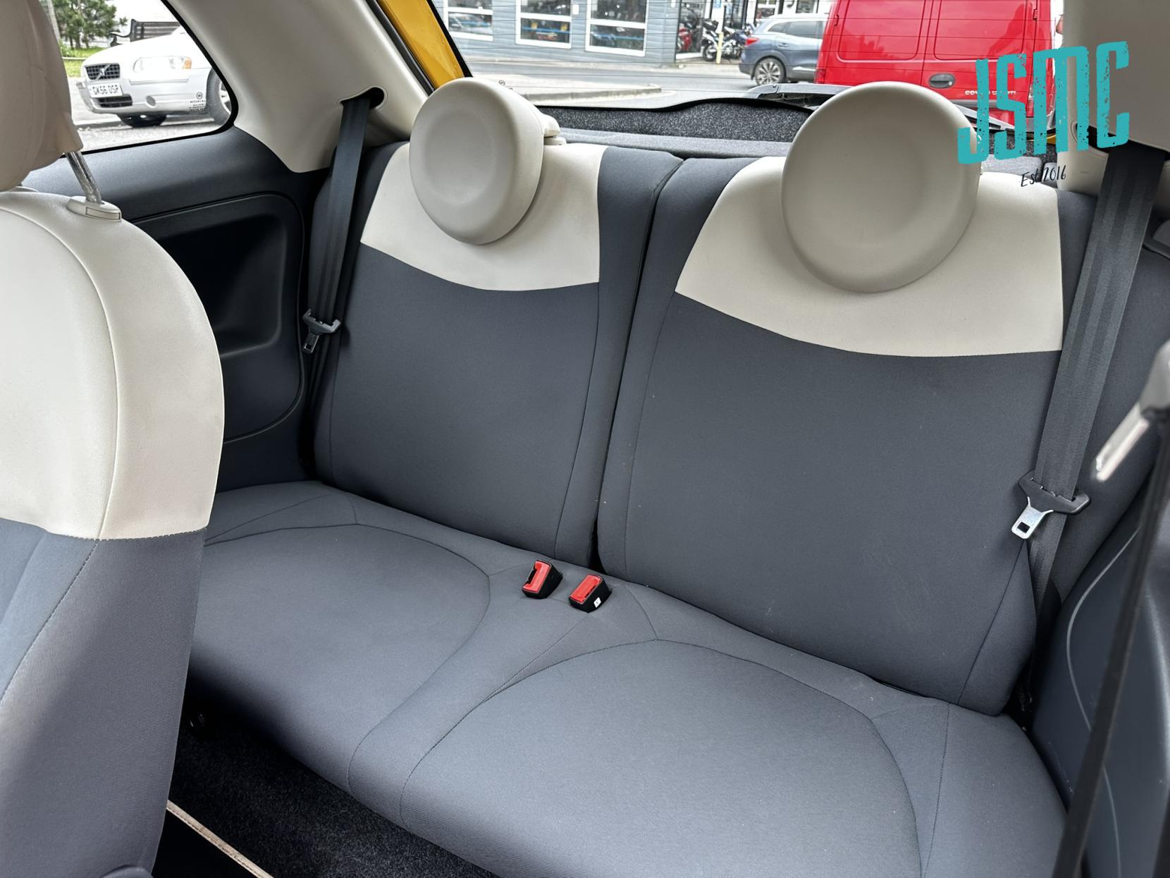 Fiat 500 1.2 Lounge Hatchback 3dr Petrol Manual Euro 4 (69 bhp)