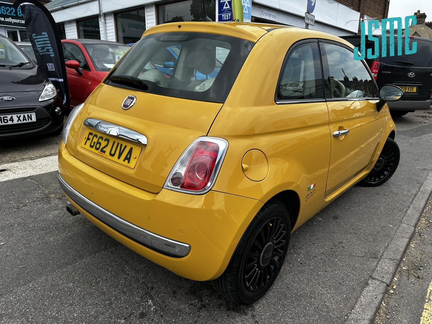 Fiat 500 1.2 Lounge Hatchback 3dr Petrol Manual Euro 4 (69 bhp)