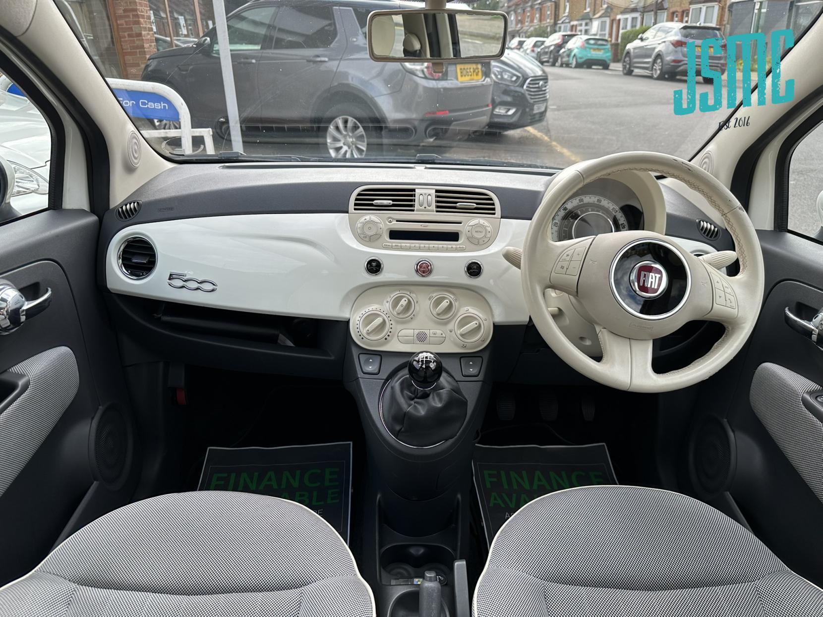 Fiat 500 1.2 Lounge Hatchback 3dr Petrol Manual Euro 4 (69 bhp)