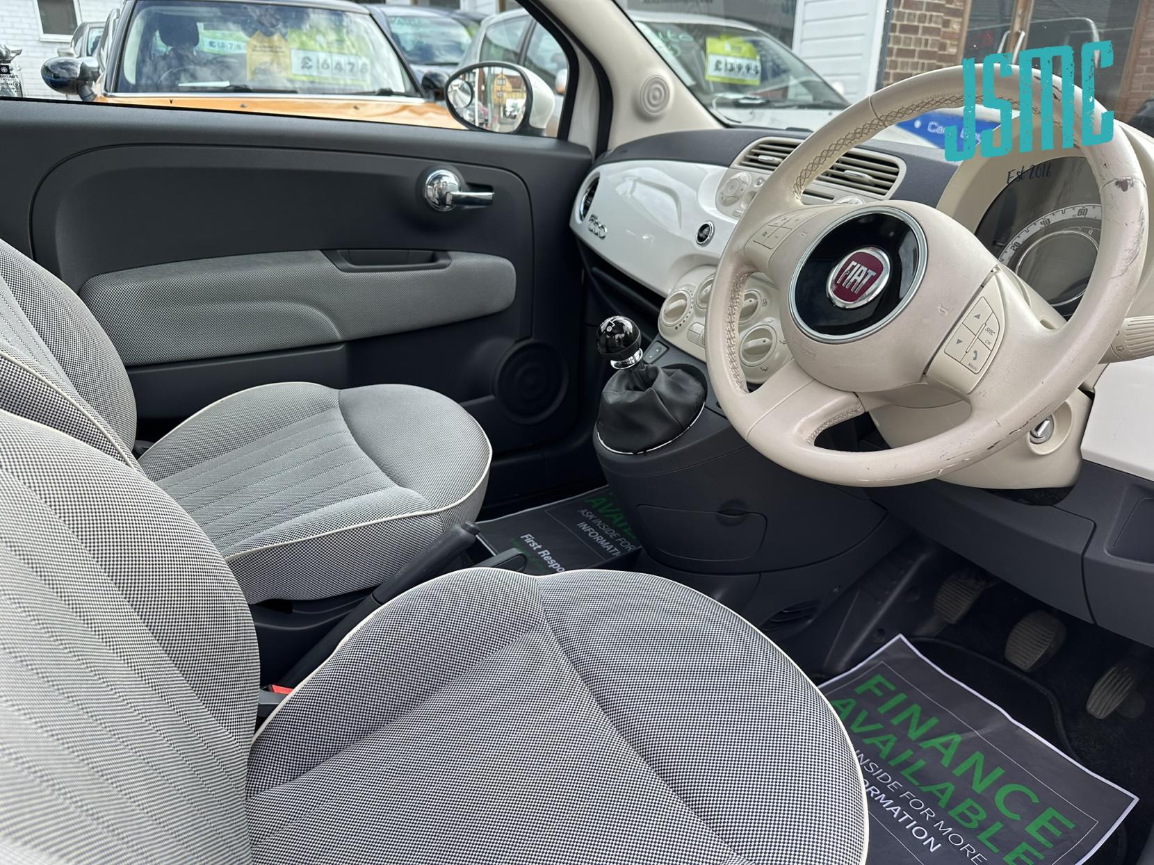 Fiat 500 1.2 Lounge Hatchback 3dr Petrol Manual Euro 4 (69 bhp)