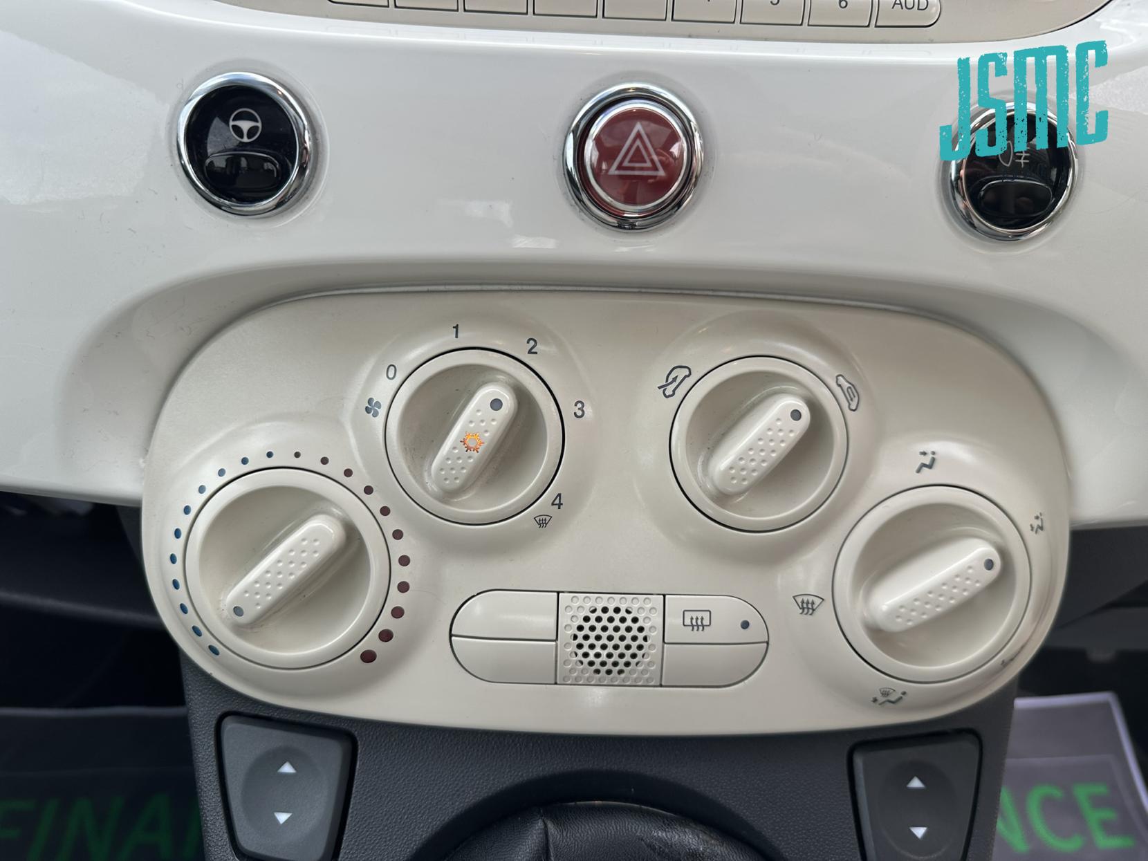 Fiat 500 1.2 Lounge Hatchback 3dr Petrol Manual Euro 4 (69 bhp)
