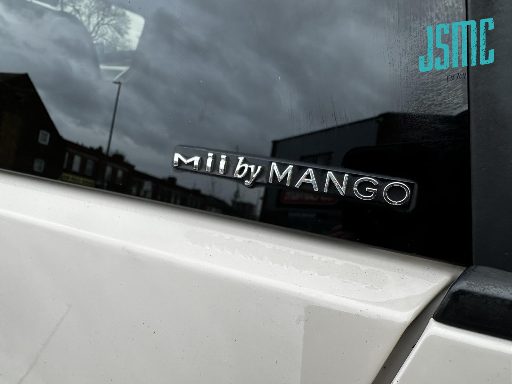 SEAT Mii 1.0 12v by MANGO Hatchback 3dr Petrol Manual Euro 5 (75 ps)