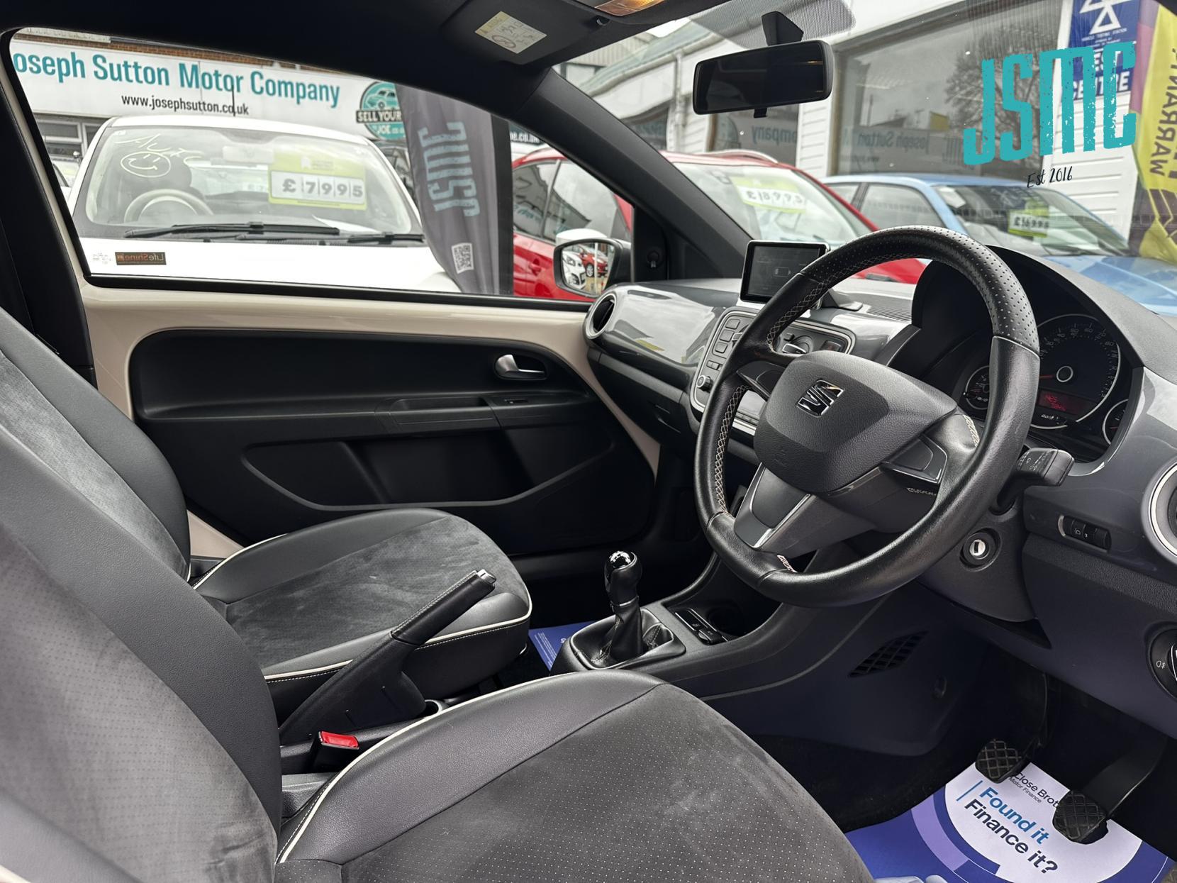 SEAT Mii 1.0 12v by MANGO Hatchback 3dr Petrol Manual Euro 5 (75 ps)