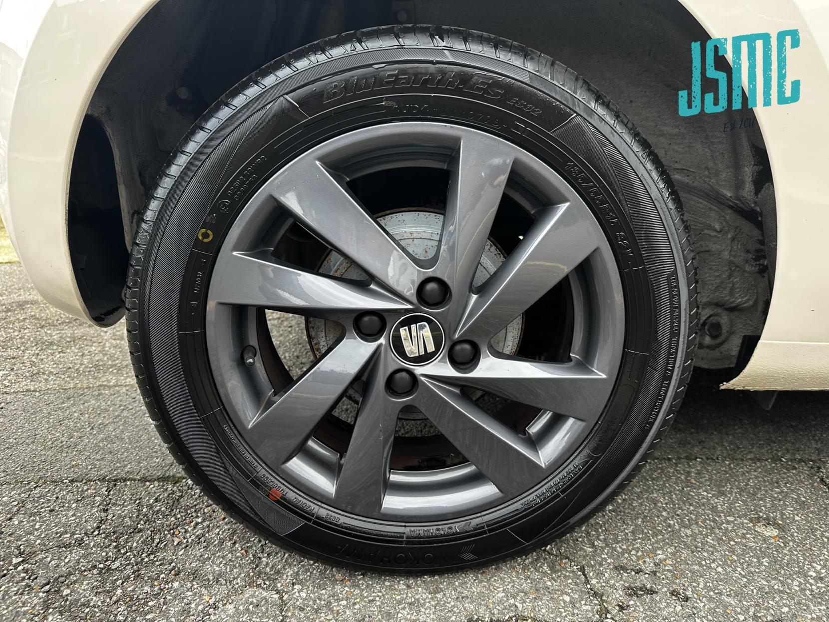 SEAT Mii 1.0 12v by MANGO Hatchback 3dr Petrol Manual Euro 5 (75 ps)