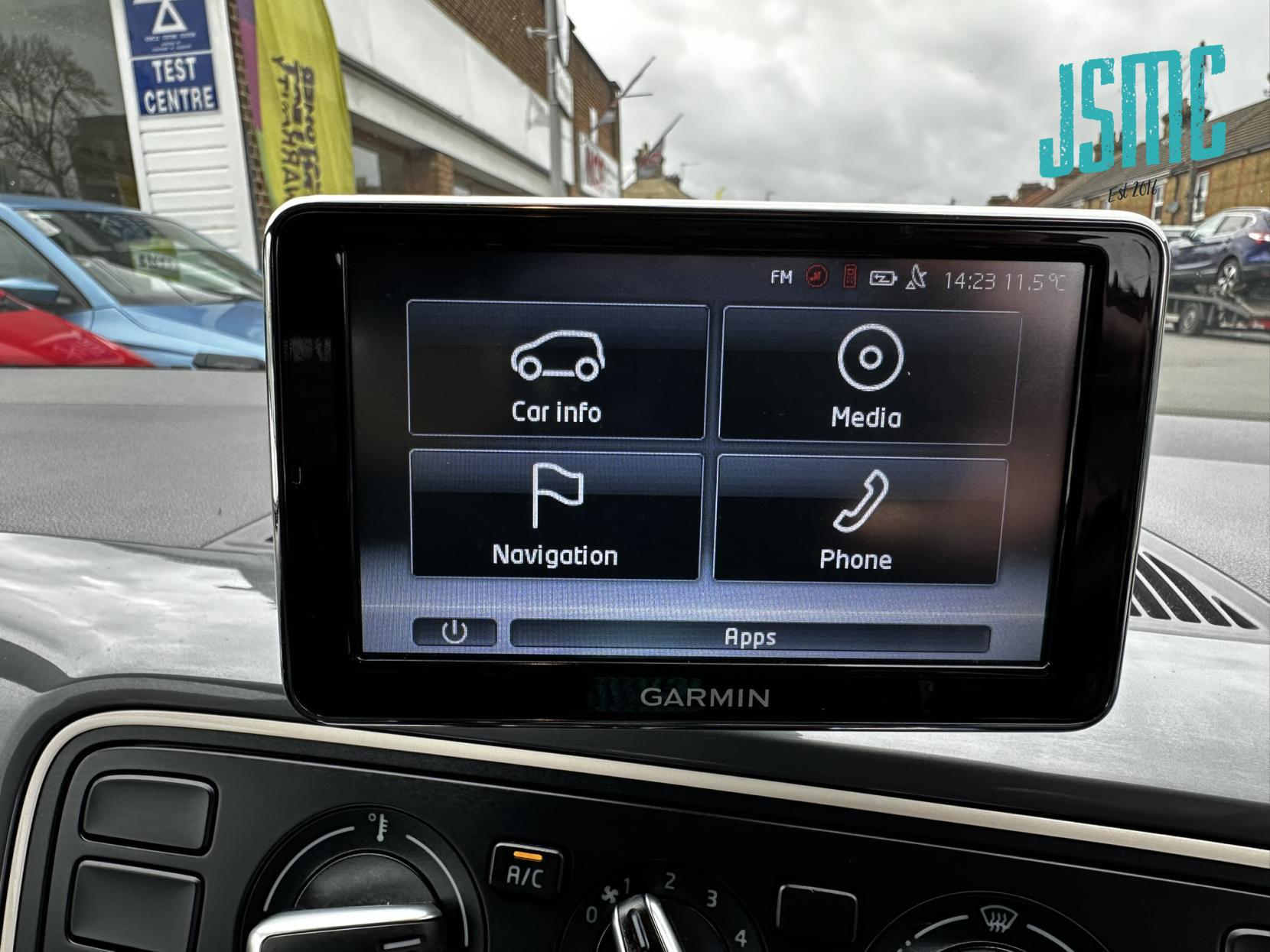 SEAT Mii 1.0 12v by MANGO Hatchback 3dr Petrol Manual Euro 5 (75 ps)