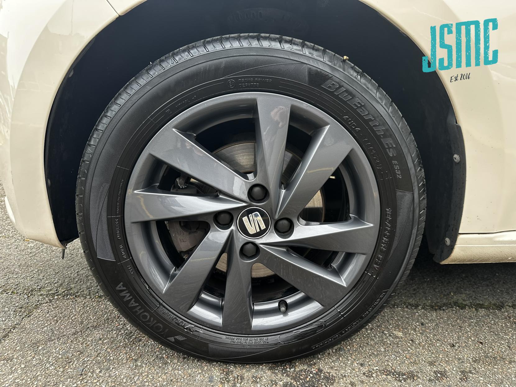 SEAT Mii 1.0 12v by MANGO Hatchback 3dr Petrol Manual Euro 5 (75 ps)