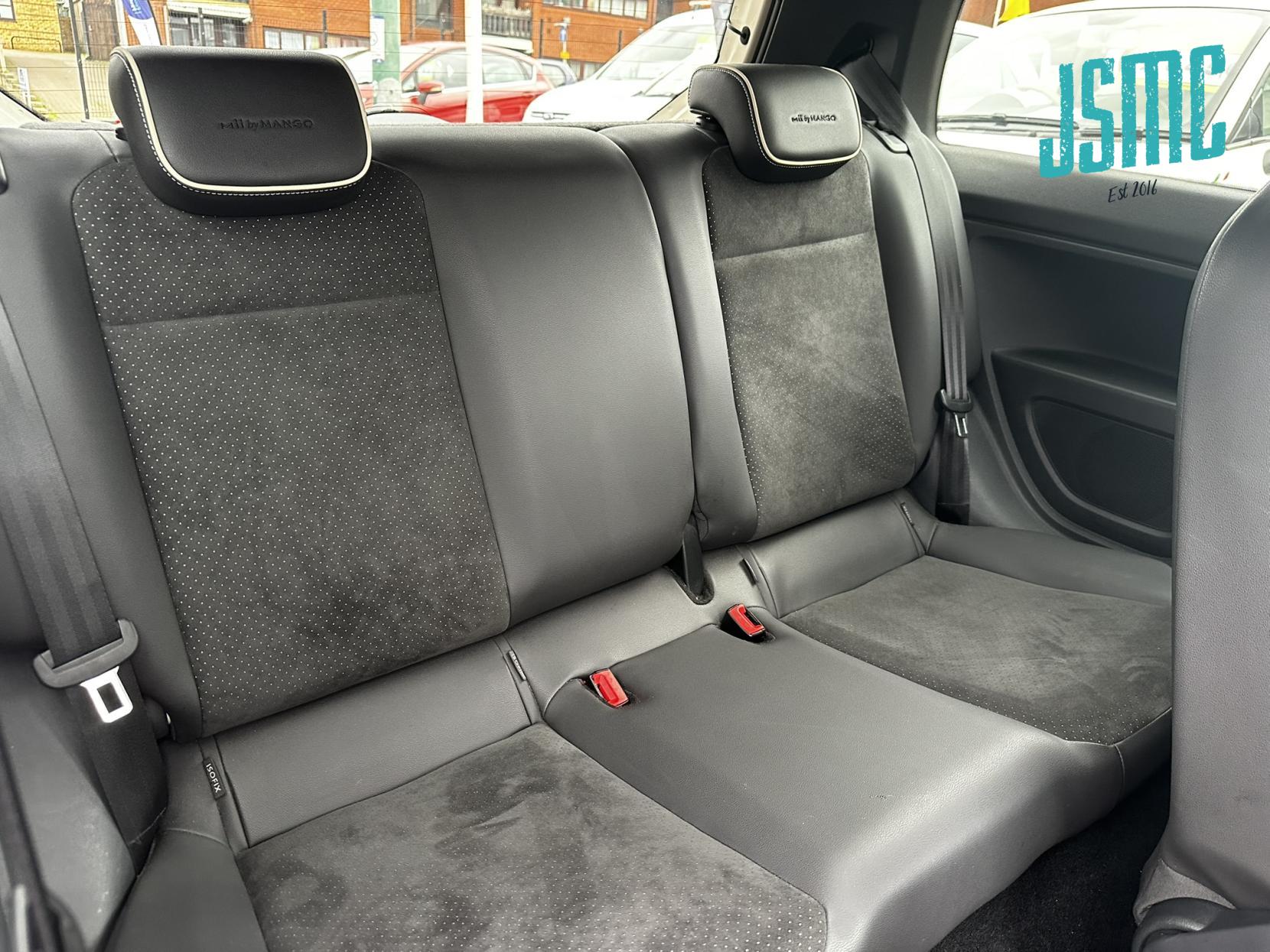 SEAT Mii 1.0 12v by MANGO Hatchback 3dr Petrol Manual Euro 5 (75 ps)