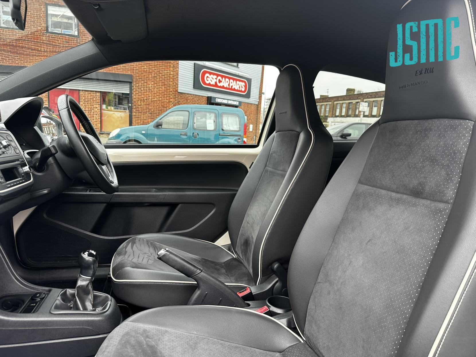 SEAT Mii 1.0 12v by MANGO Hatchback 3dr Petrol Manual Euro 5 (75 ps)