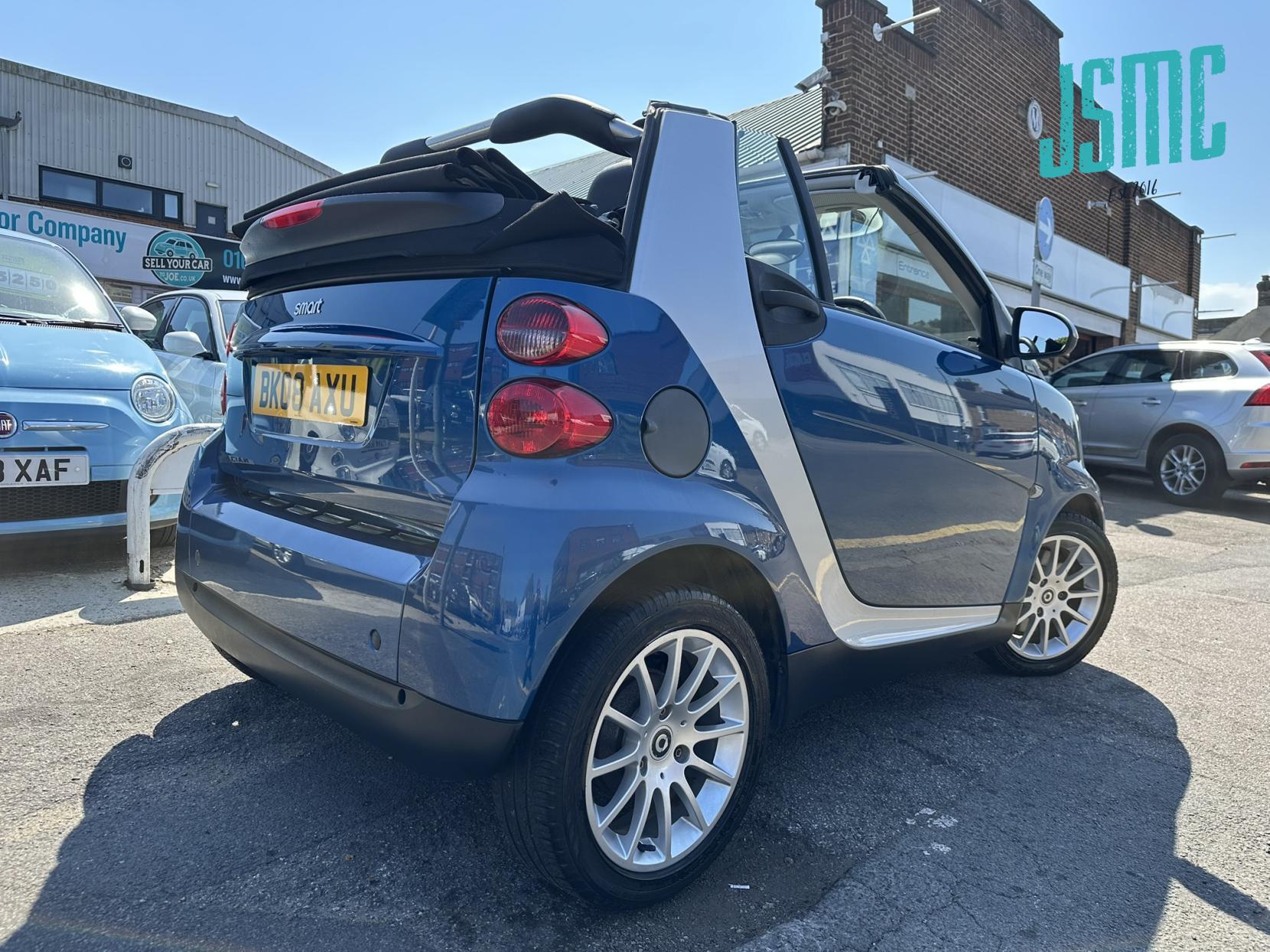 Smart fortwo 1.0 Passion Cabriolet 2dr Petrol Auto Euro 4 (71 bhp)
