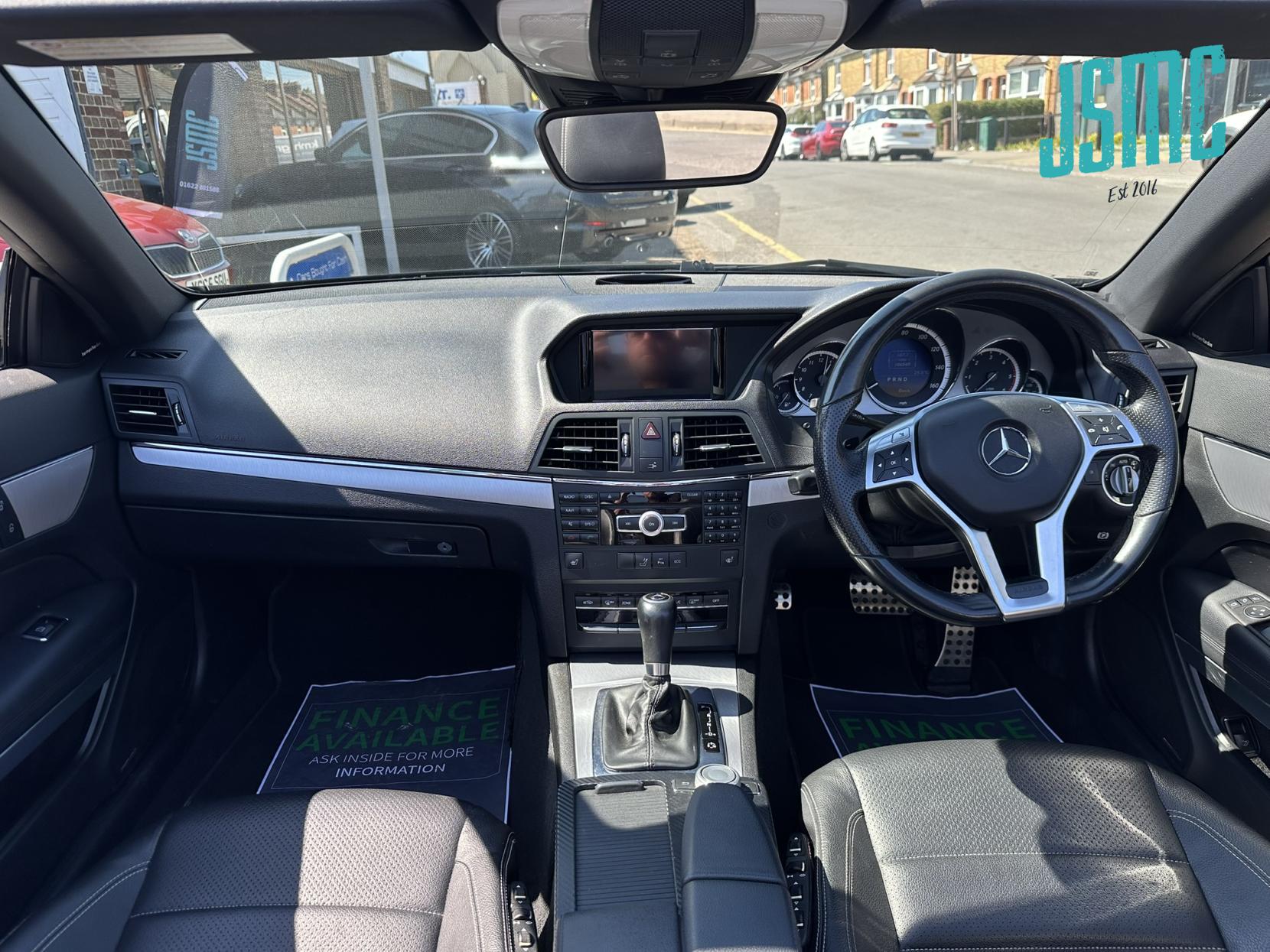 Mercedes-Benz E Class 3.0 E350 CDI V6 BlueEfficiency Sport Cabriolet 2dr Diesel G-Tronic Euro 5 (265 ps)