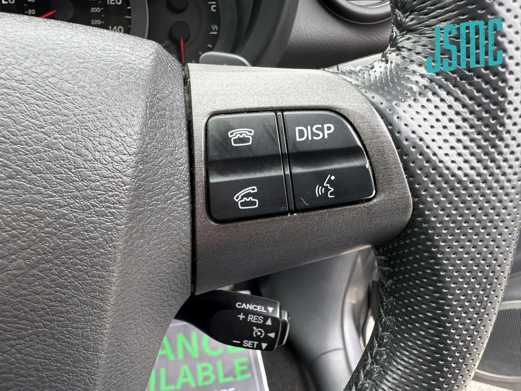 Toyota RAV4 2.0 V-Matic XT-R SUV 5dr Petrol Multidrive S 4WD Euro 4 (158 ps)