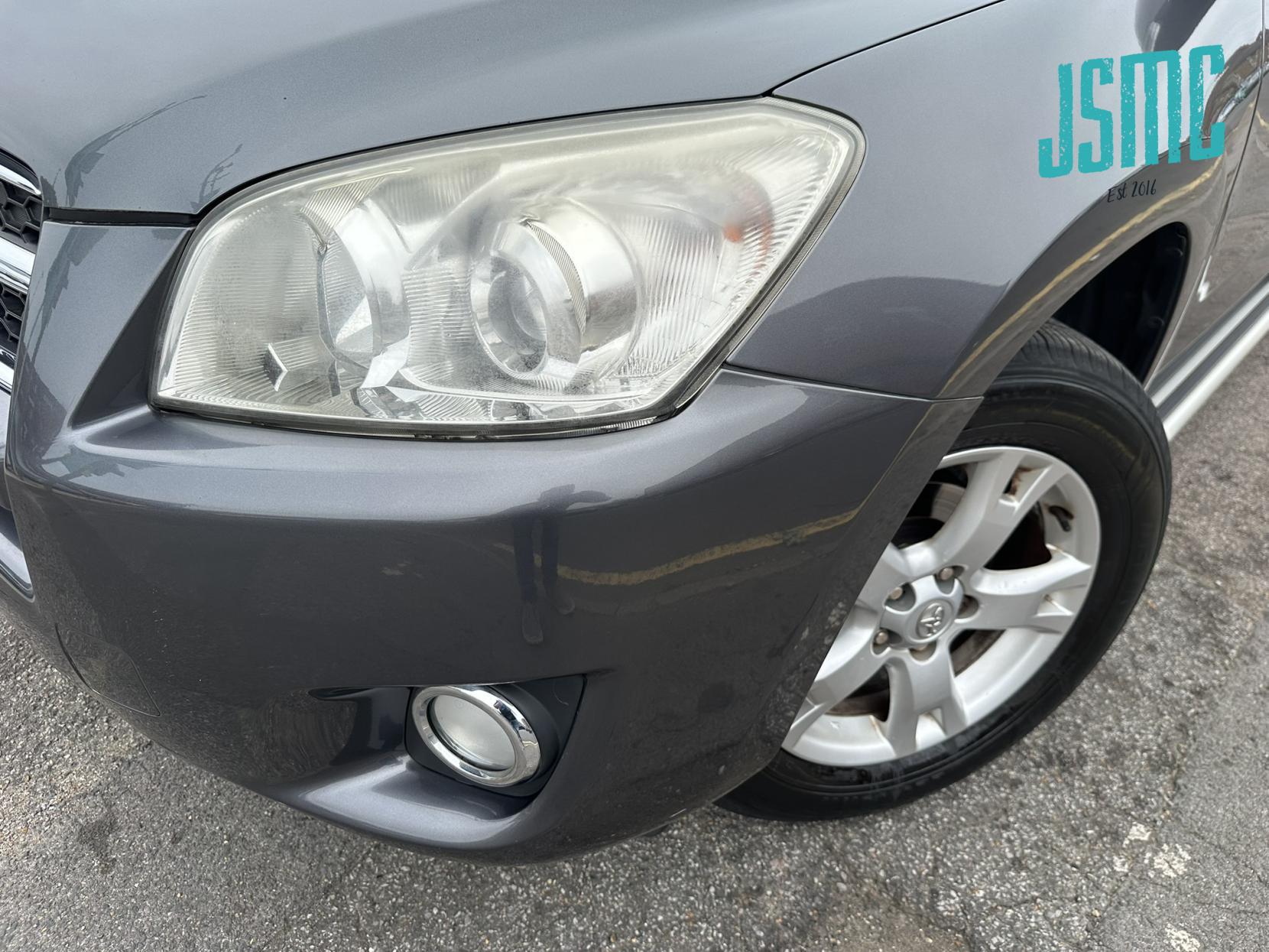 Toyota RAV4 2.0 V-Matic XT-R SUV 5dr Petrol Multidrive S 4WD Euro 4 (158 ps)