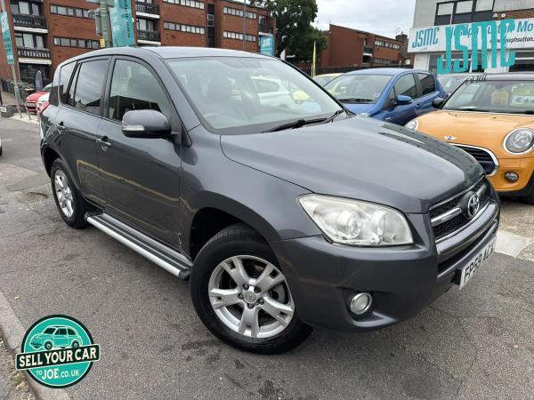 Toyota RAV4 2.0 V-Matic XT-R SUV 5dr Petrol Multidrive S 4WD Euro 4 (158 ps)