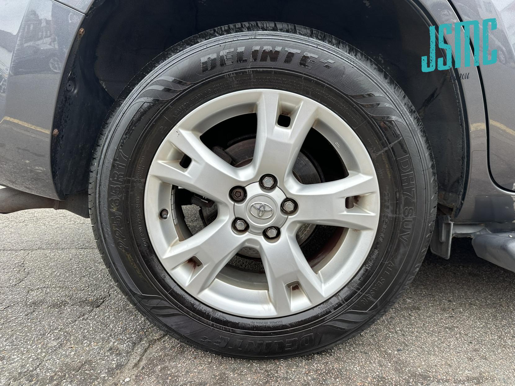 Toyota RAV4 2.0 V-Matic XT-R SUV 5dr Petrol Multidrive S 4WD Euro 4 (158 ps)