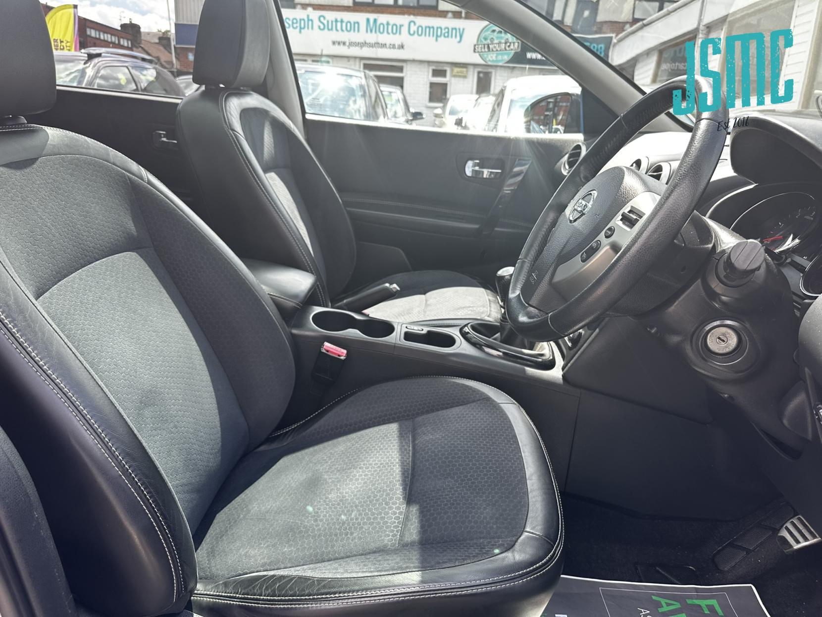 Nissan Qashqai 1.5 dCi 360 SUV 5dr Diesel Manual 2WD Euro 5 (110 ps)
