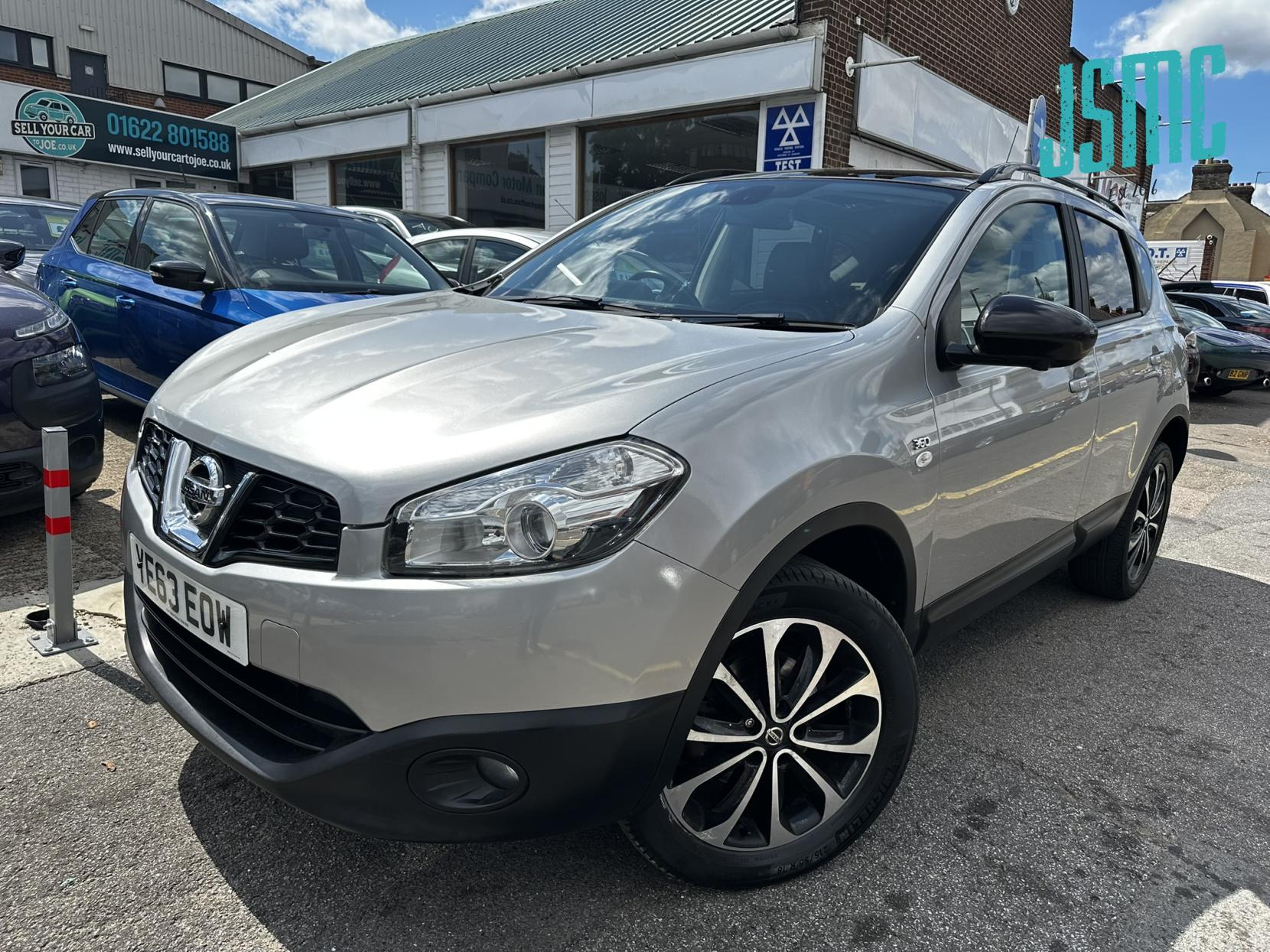 Nissan Qashqai 1.5 dCi 360 SUV 5dr Diesel Manual 2WD Euro 5 (110 ps)