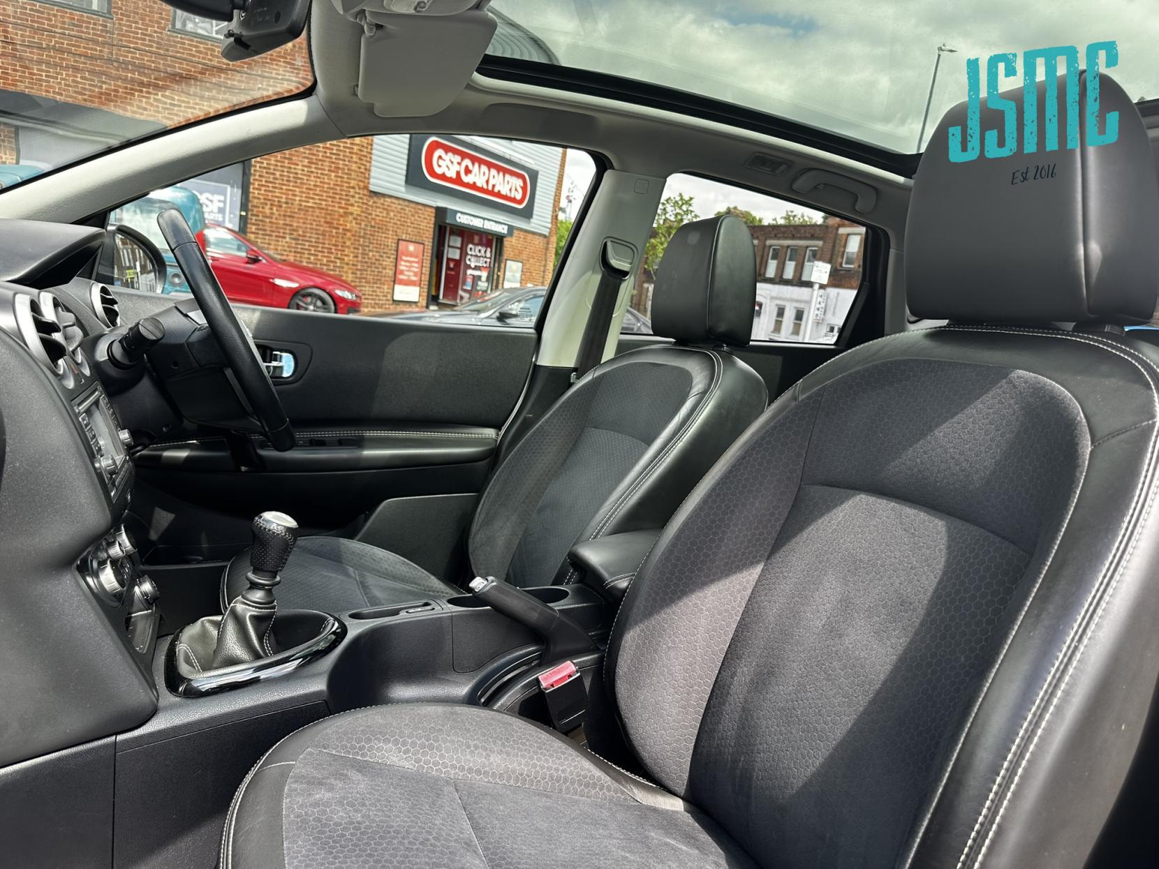 Nissan Qashqai 1.5 dCi 360 SUV 5dr Diesel Manual 2WD Euro 5 (110 ps)