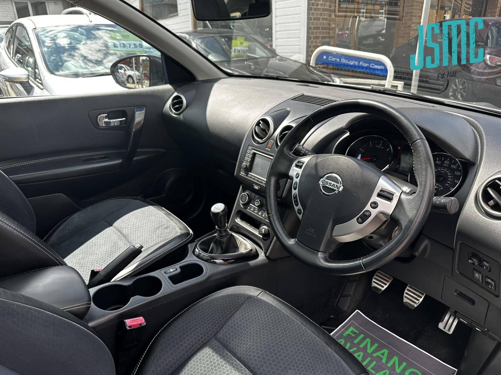 Nissan Qashqai 1.5 dCi 360 SUV 5dr Diesel Manual 2WD Euro 5 (110 ps)