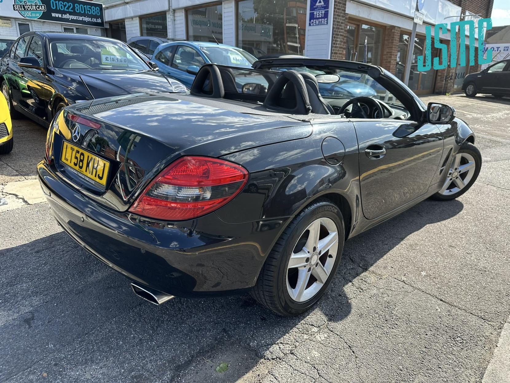 Mercedes-Benz SLK 1.8 SLK200K Convertible 2dr Petrol Tiptronic Euro 4 (184 ps)