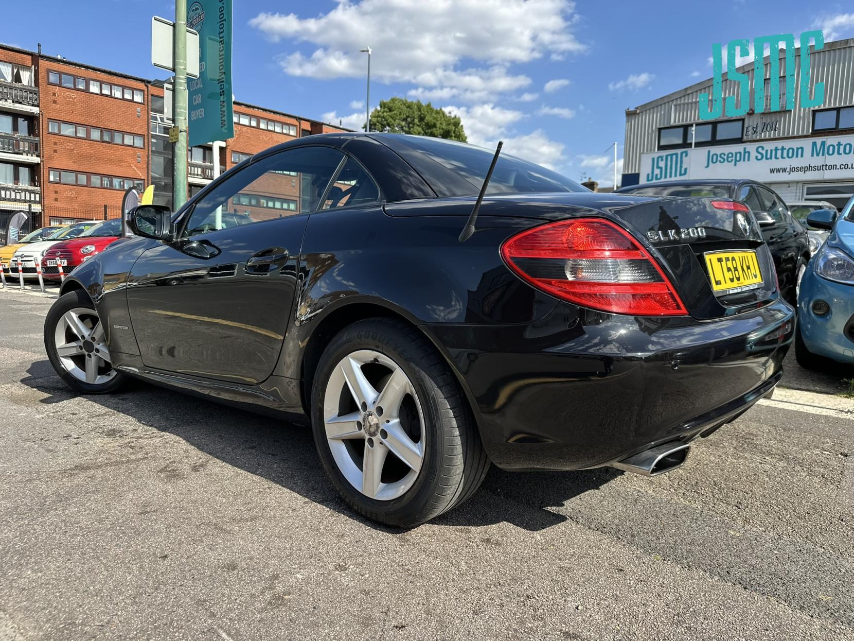 Mercedes-Benz SLK 1.8 SLK200K Convertible 2dr Petrol Tiptronic Euro 4 (184 ps)