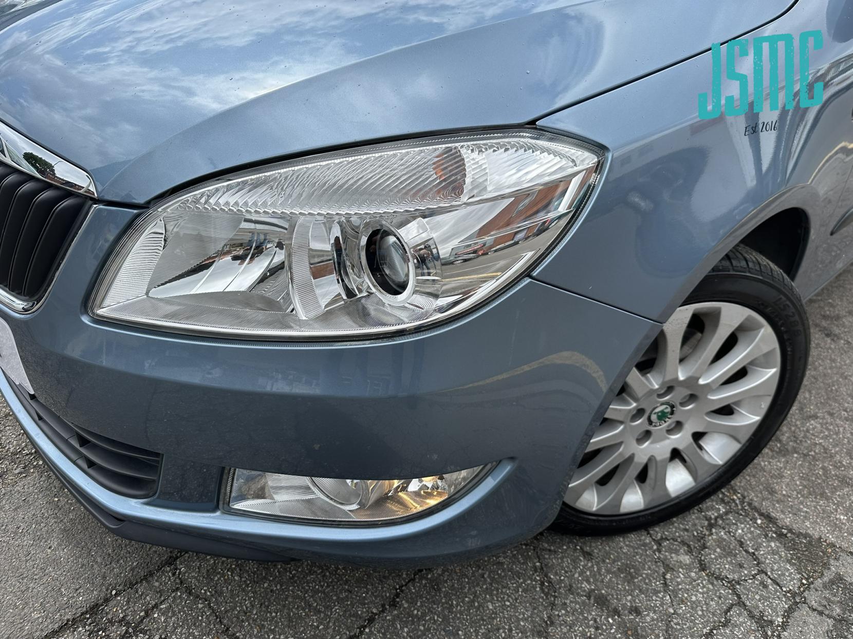 Skoda Fabia 1.2 TSI Elegance Hatchback 5dr Petrol DSG Euro 5 (105 ps)
