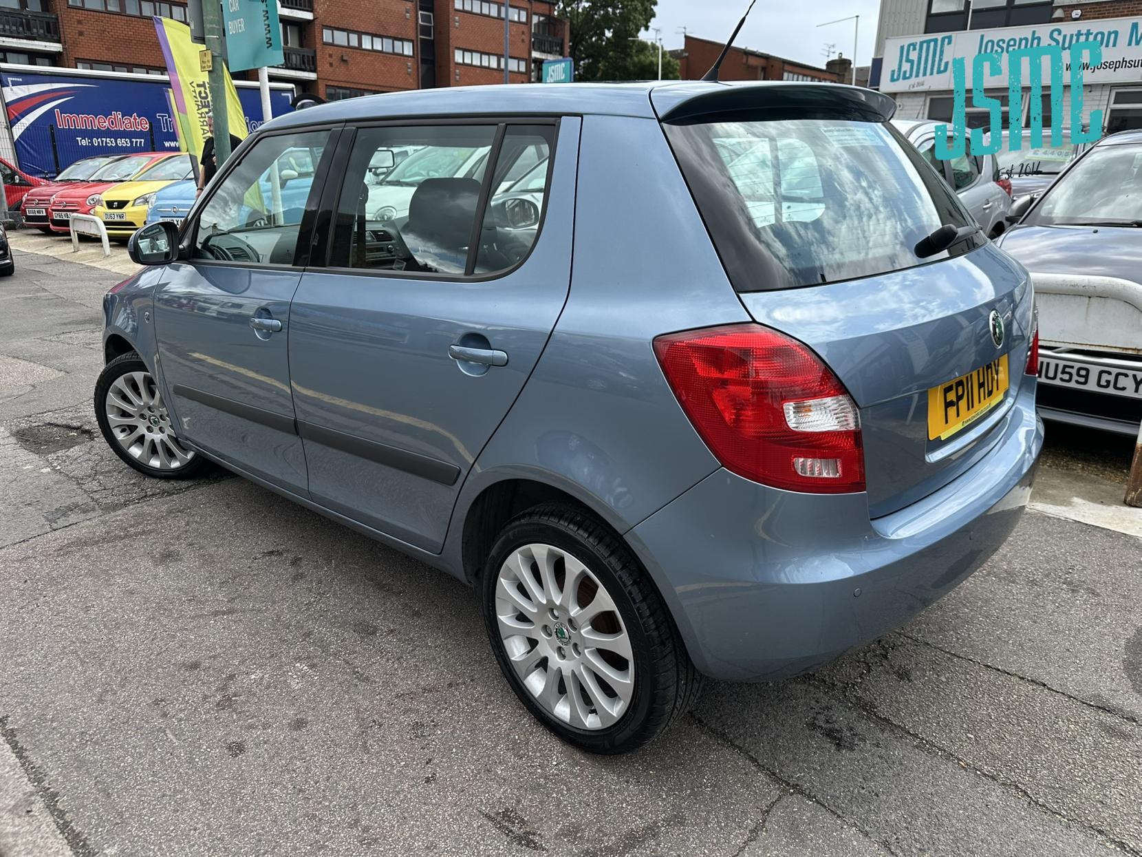 Skoda Fabia 1.2 TSI Elegance Hatchback 5dr Petrol DSG Euro 5 (105 ps)