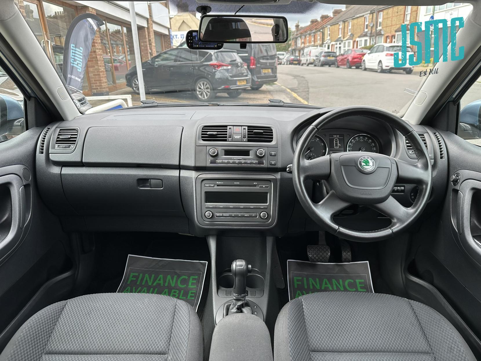 Skoda Fabia 1.2 TSI Elegance Hatchback 5dr Petrol DSG Euro 5 (105 ps)