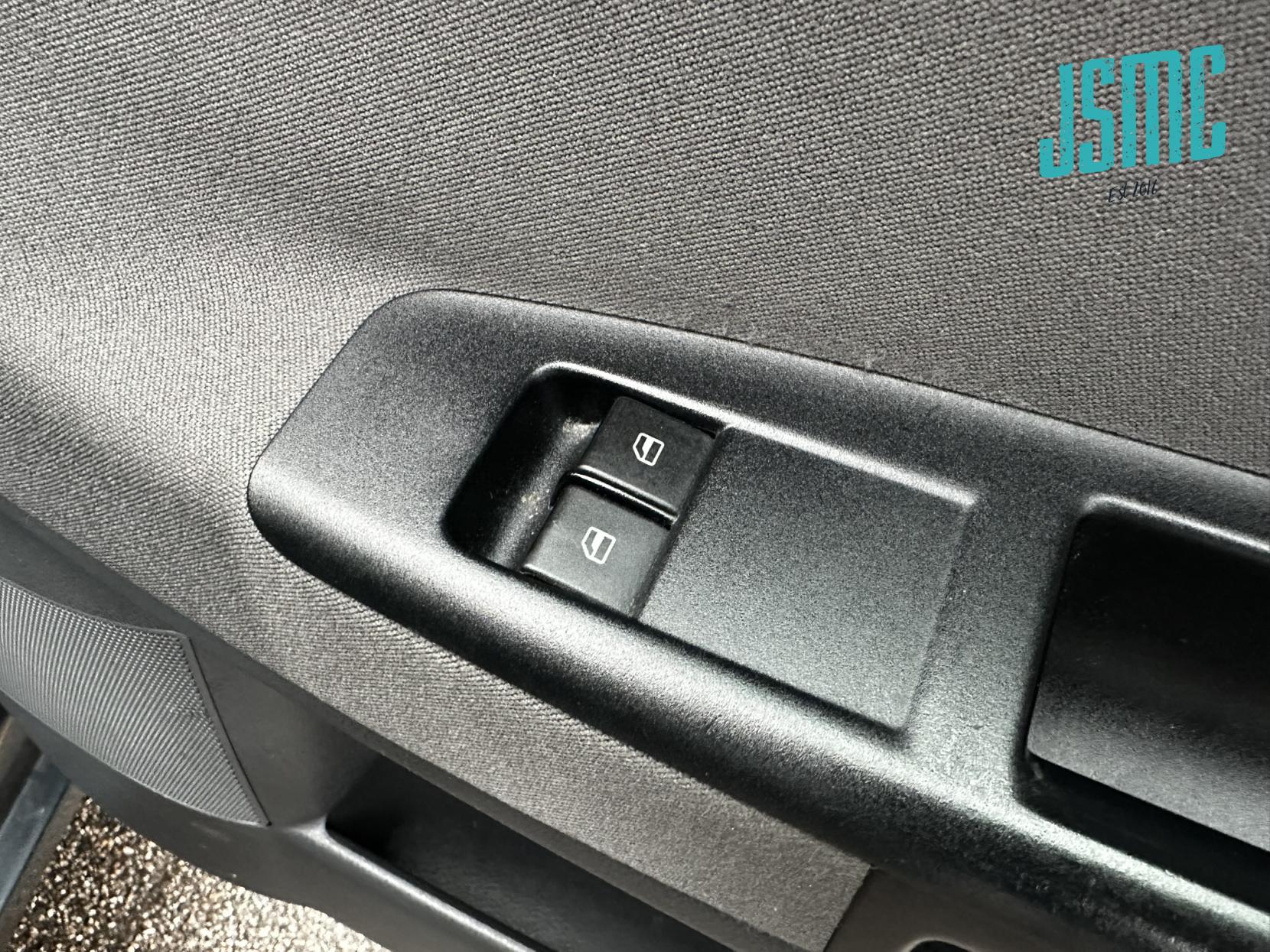 Volkswagen Polo 1.4 TDI Match Hatchback 5dr Diesel Manual (119 g/km, 69 bhp)