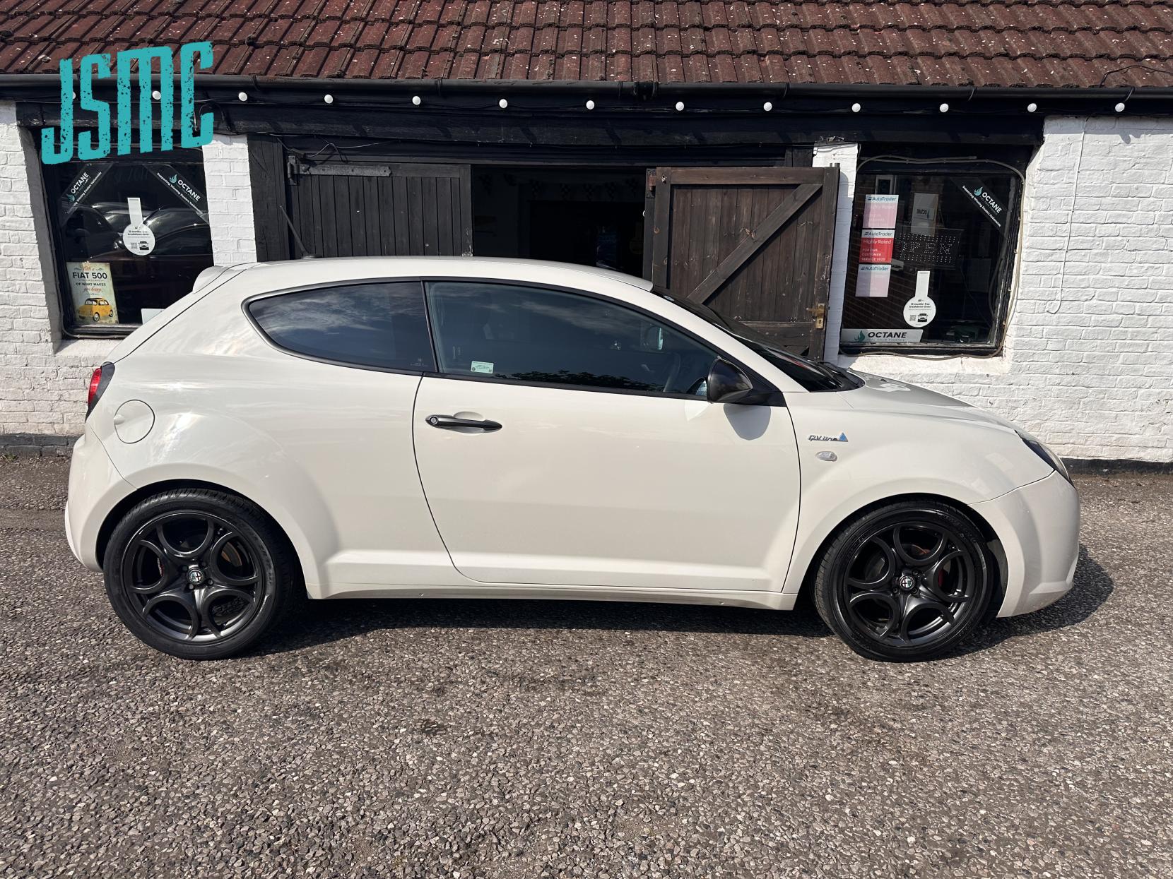 Alfa Romeo MiTo 875 TB TwinAir QV Line Hatchback 3dr Petrol Manual Euro 6 (s/s) (105 ps)