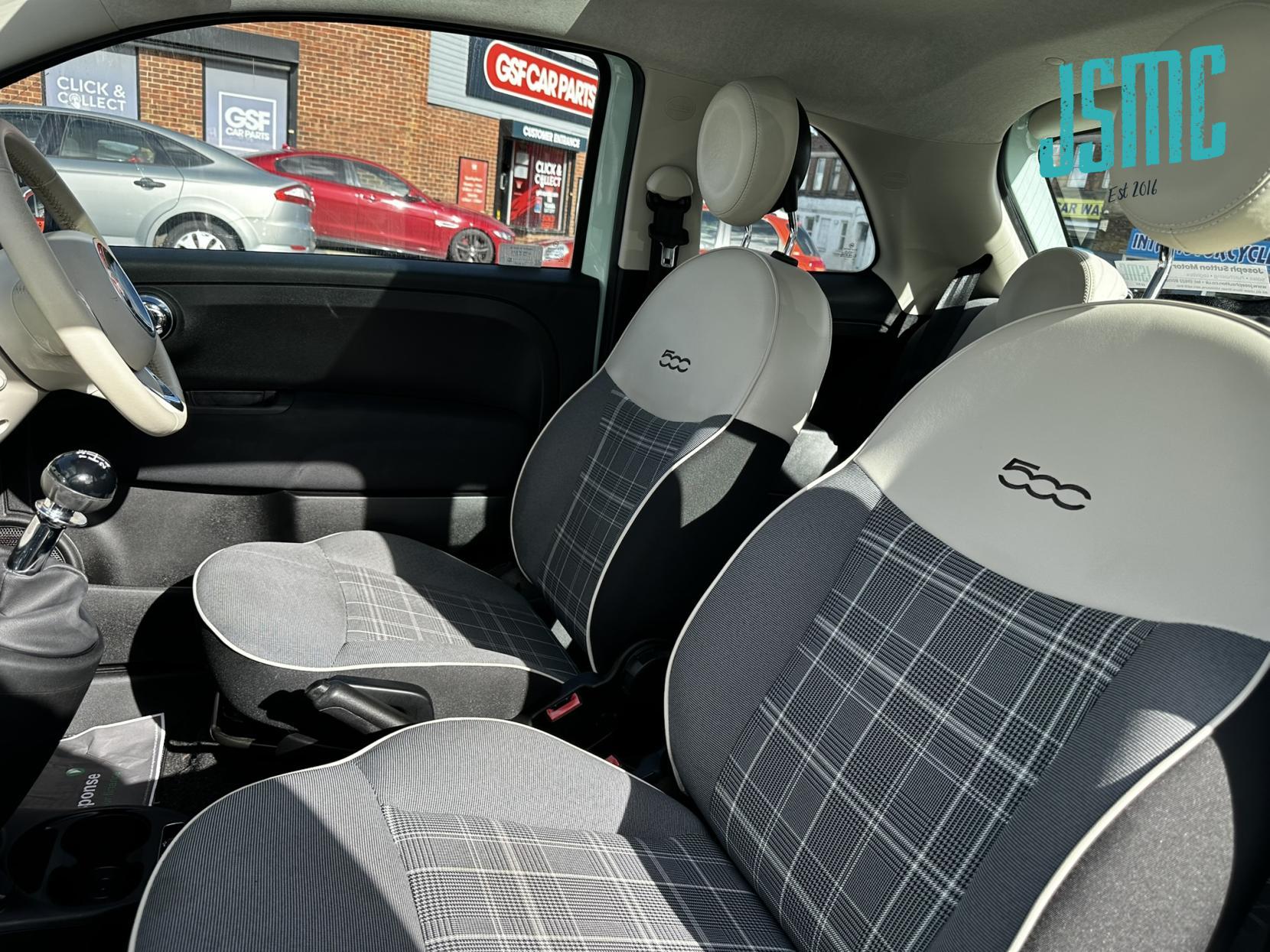 Fiat 500 1.2 Lounge Hatchback 3dr Petrol Manual Euro 6 (s/s) (69 bhp)