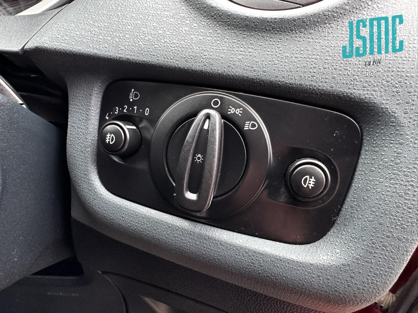 Ford Fiesta 1.25 Zetec Hatchback 5dr Petrol Manual (133 g/km, 81 bhp)